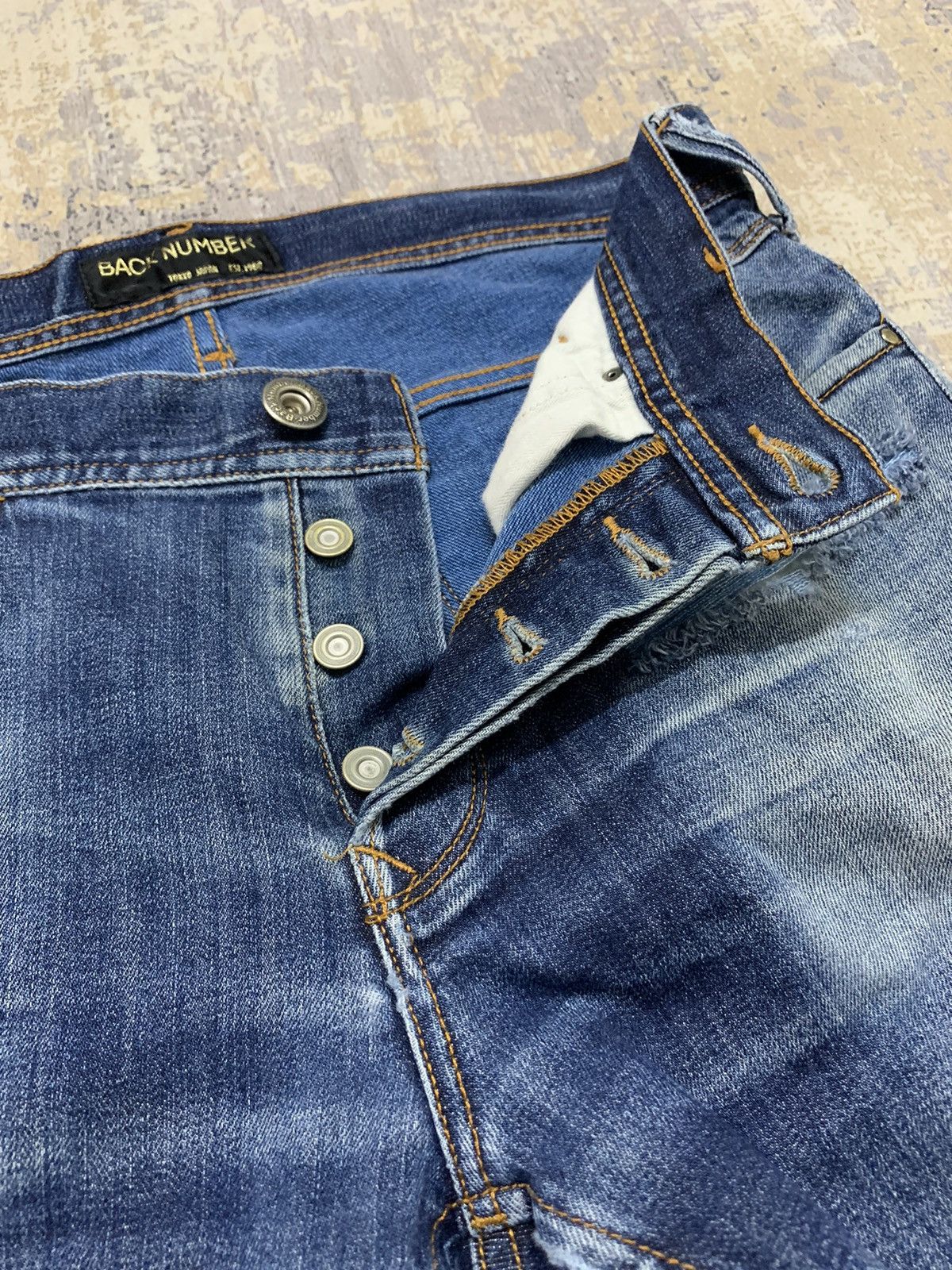 Japanese Brand Back Number Distressed Denim Undercover Style Jeans 32x28 Size US 32 / EU 48 - 7 Thumbnail