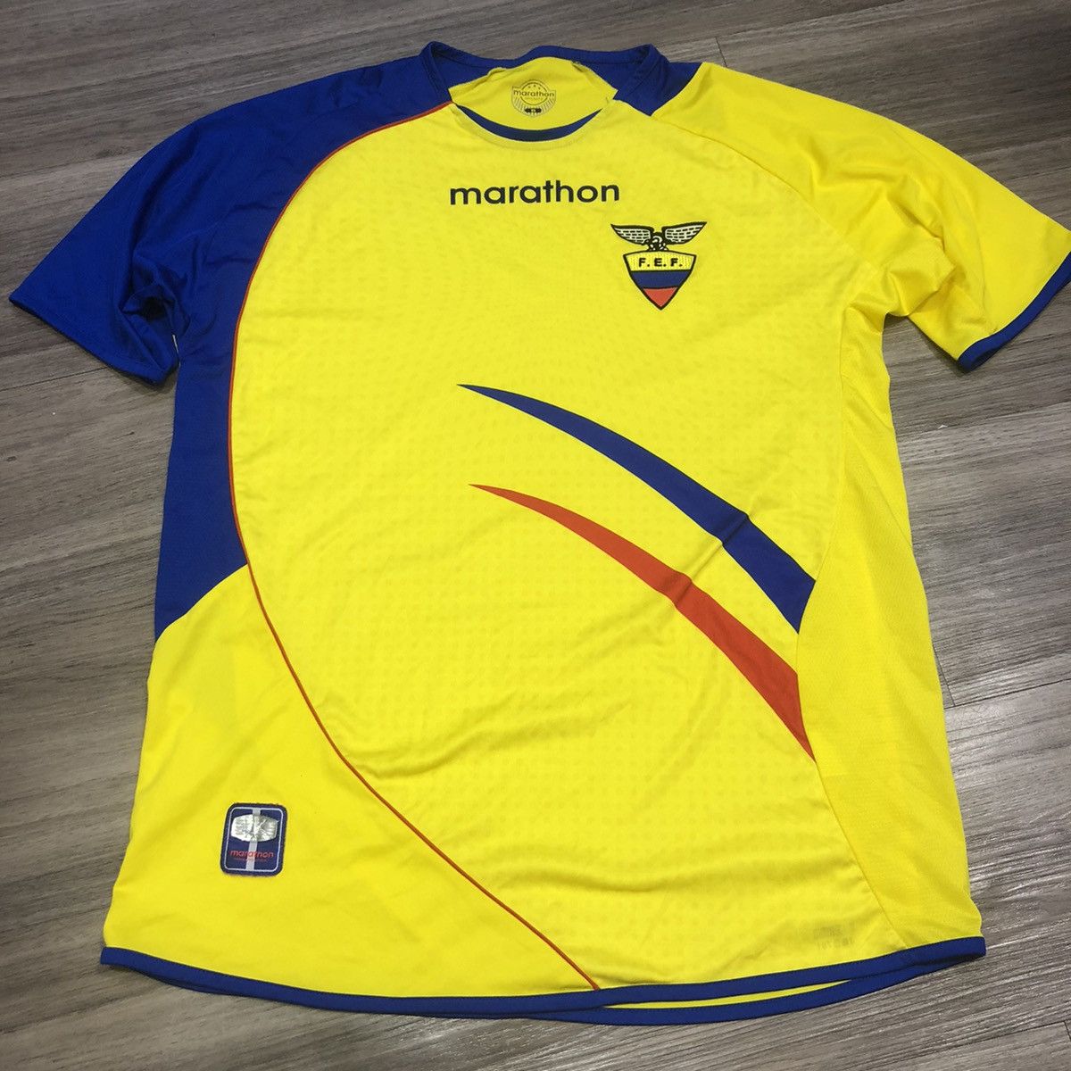 Other Ecuador 2006 World Cup home shirt Size US S / EU 44-46 / 1 - 1 Thumbnail