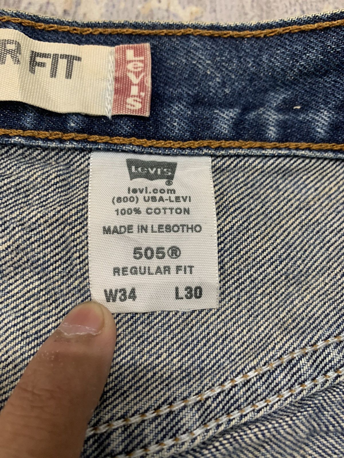Levi's Vintage Levi’s 505 Regular Fit Mud Wash Jeans 34x28.5 Size US 34 / EU 50 - 13 Thumbnail