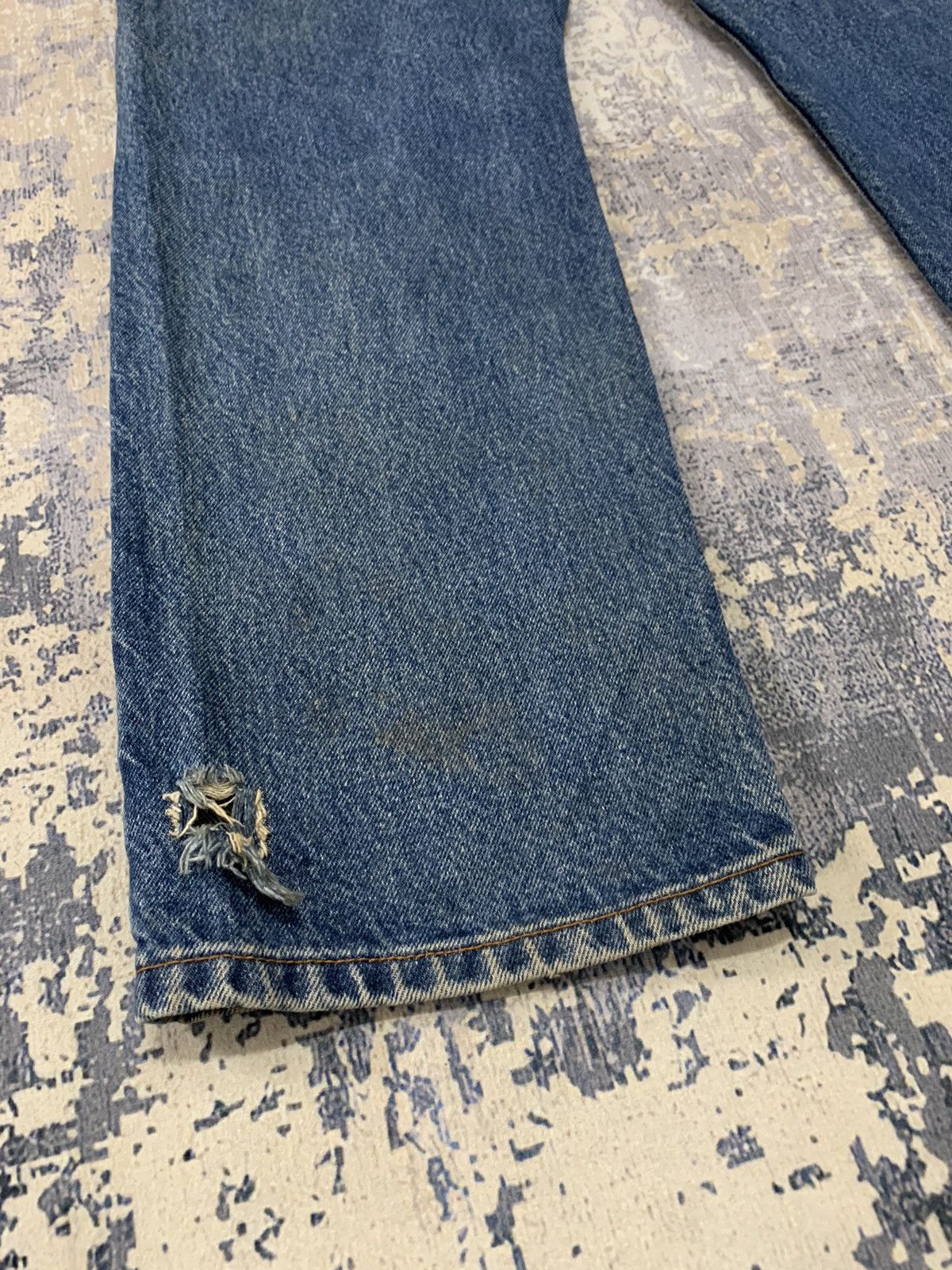 Levi's Vintage Levi’s 505 Regular Fit Mud Wash Jeans 34x28.5 Size US 34 / EU 50 - 9 Thumbnail