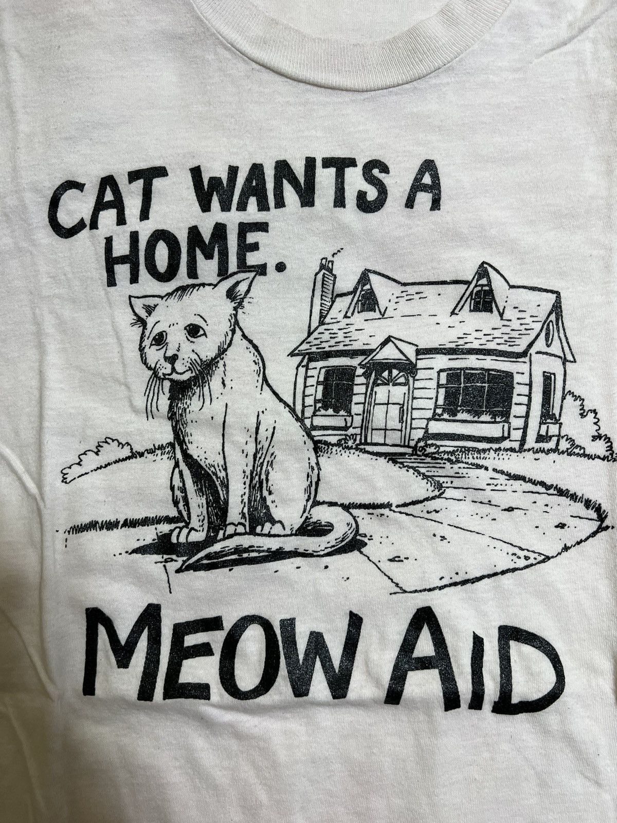 Vintage ***FINAL DROP***RARE 80s FOTL “Meow Aid” humour shirt XL Size US XL / EU 56 / 4 - 6 Thumbnail