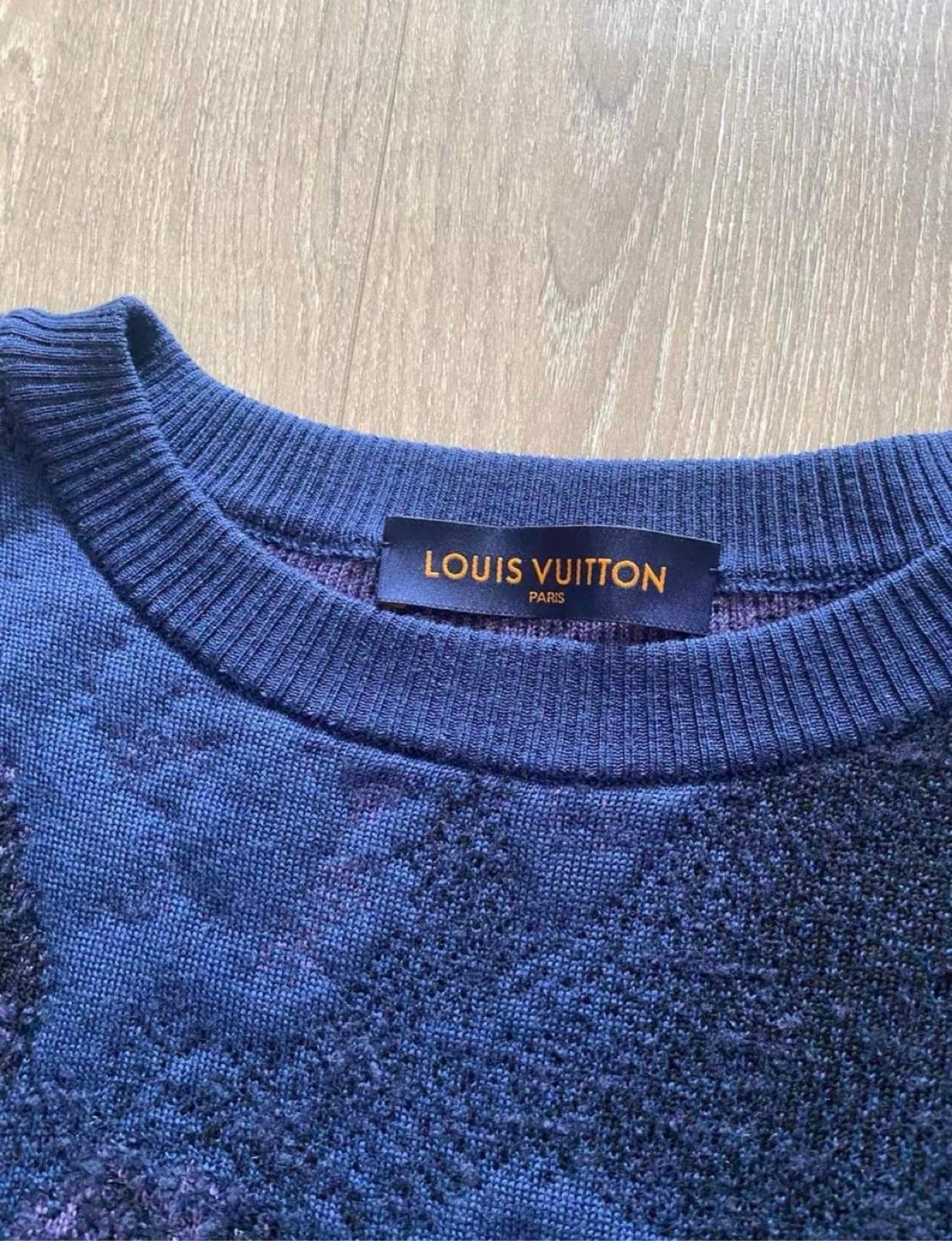 Louis Vuitton LV SS19 RUNWAY BRICK ROAD SWEATER IN PURPLE SIZE:S Size US S / EU 44-46 / 1 - 5 Thumbnail