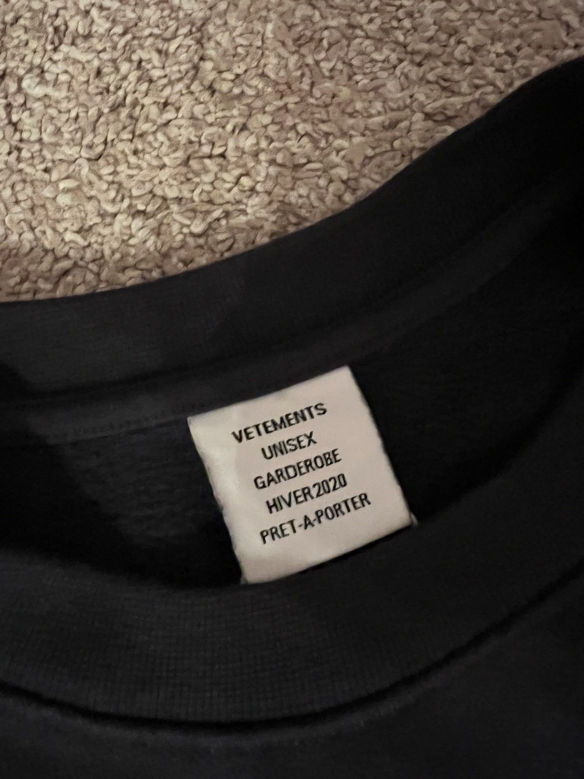 Vetements *RARE* AW 19 UNAVIABLE VETEMENTS sweatshirt Size US S / EU 44-46 / 1 - 6 Thumbnail