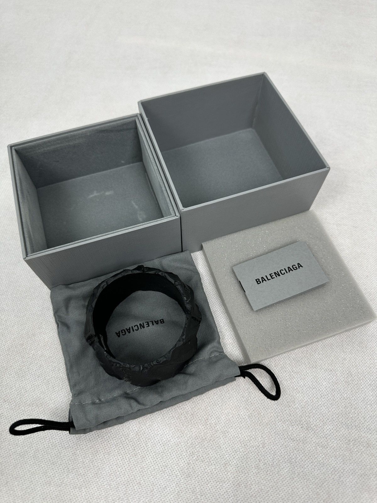 Balenciaga Balenciaga Runway Bracelet Distressed Rubber Tire Size ONE SIZE - 5 Thumbnail