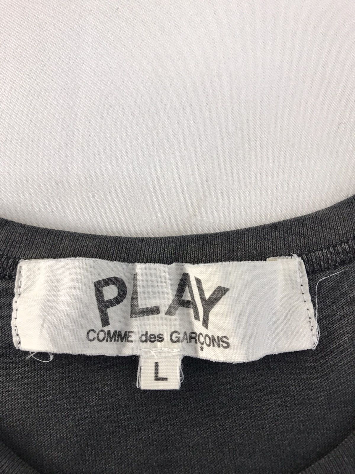 Comme des Garcons Comme Des Garçon Play Duo Heart Logo Tee T-shirt Printed Size US M / EU 48-50 / 2 - 5 Thumbnail