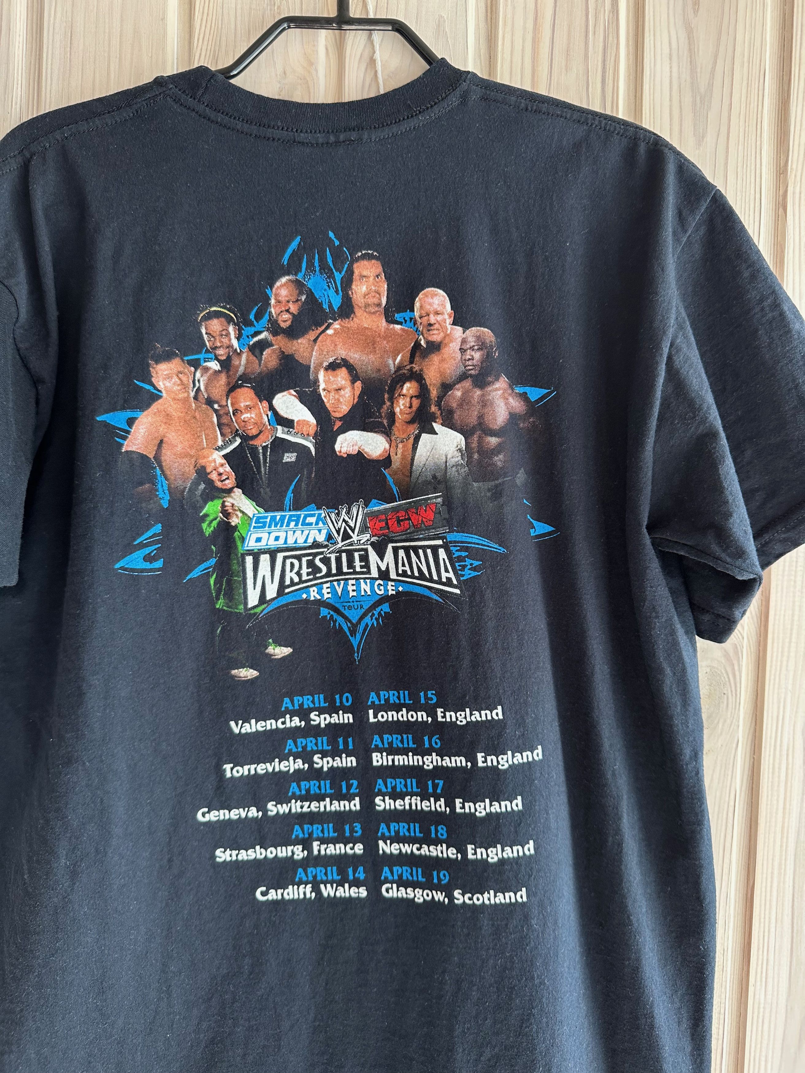 Vintage × WWE × WWF 2007 Wrestling Mania WWE WWF REVENGE Smack Down ECW t shirt Size US M / EU 48-50 / 2 - 6 Thumbnail