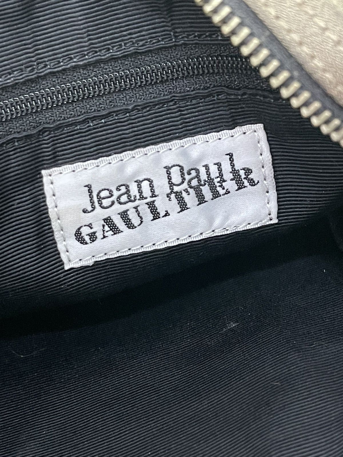 Jean Paul Gaultier JPG Jean Paul Gaultier Cross Body Bag 8🟩 Size ONE SIZE - 13 Thumbnail