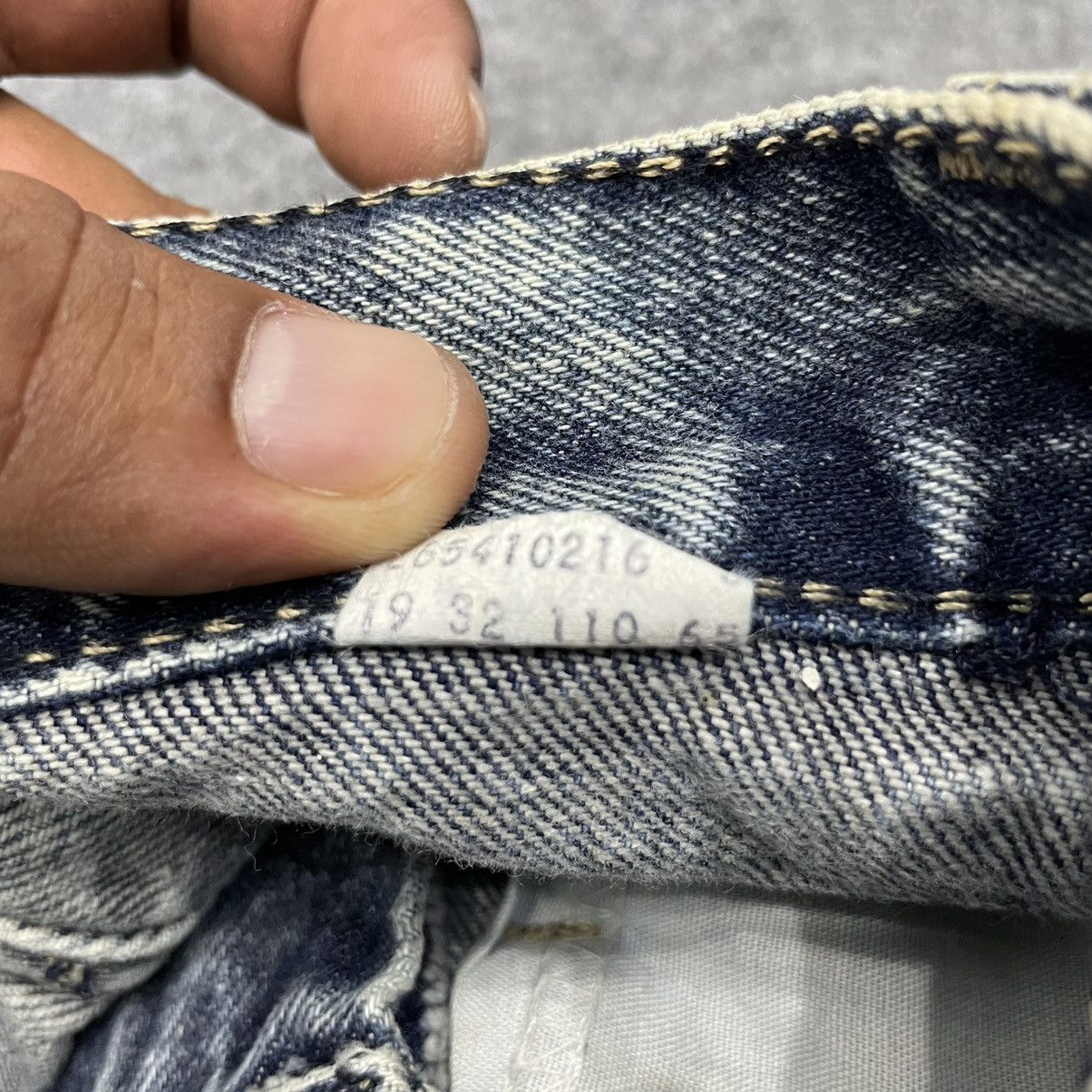 Levi's × Vintage Vintage Levi's Distressed Women Asid Wash -wc071 Size 26" / US 2 / IT 38 - 5 Thumbnail