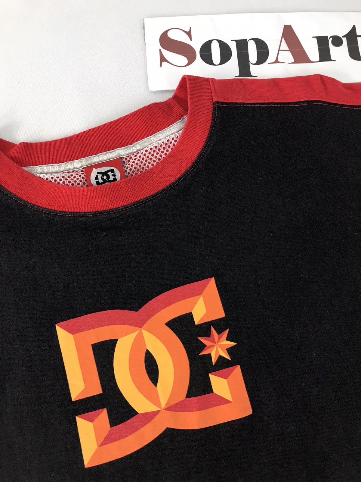 Japanese Brand Dcshoecousa Big Logo two tones Colour Tee Size US L / EU 52-54 / 3 - 4 Thumbnail