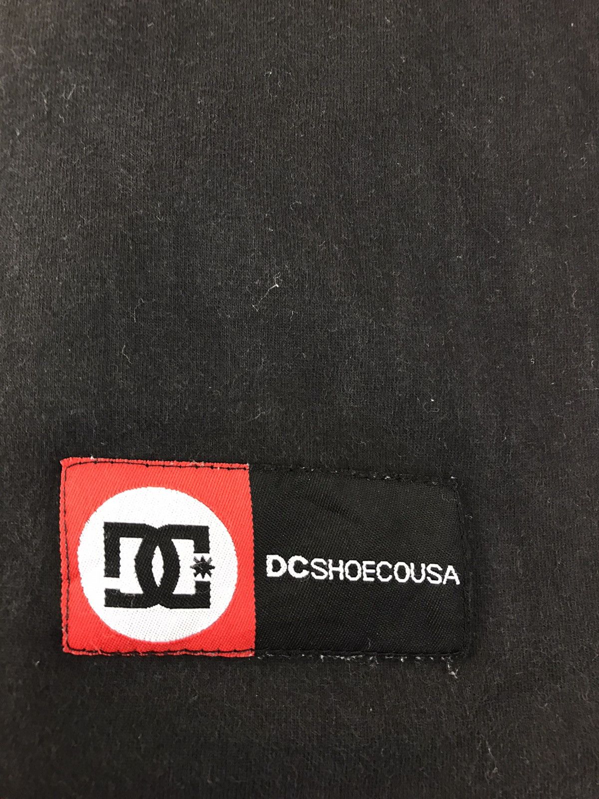Japanese Brand Dcshoecousa Big Logo two tones Colour Tee Size US L / EU 52-54 / 3 - 5 Thumbnail