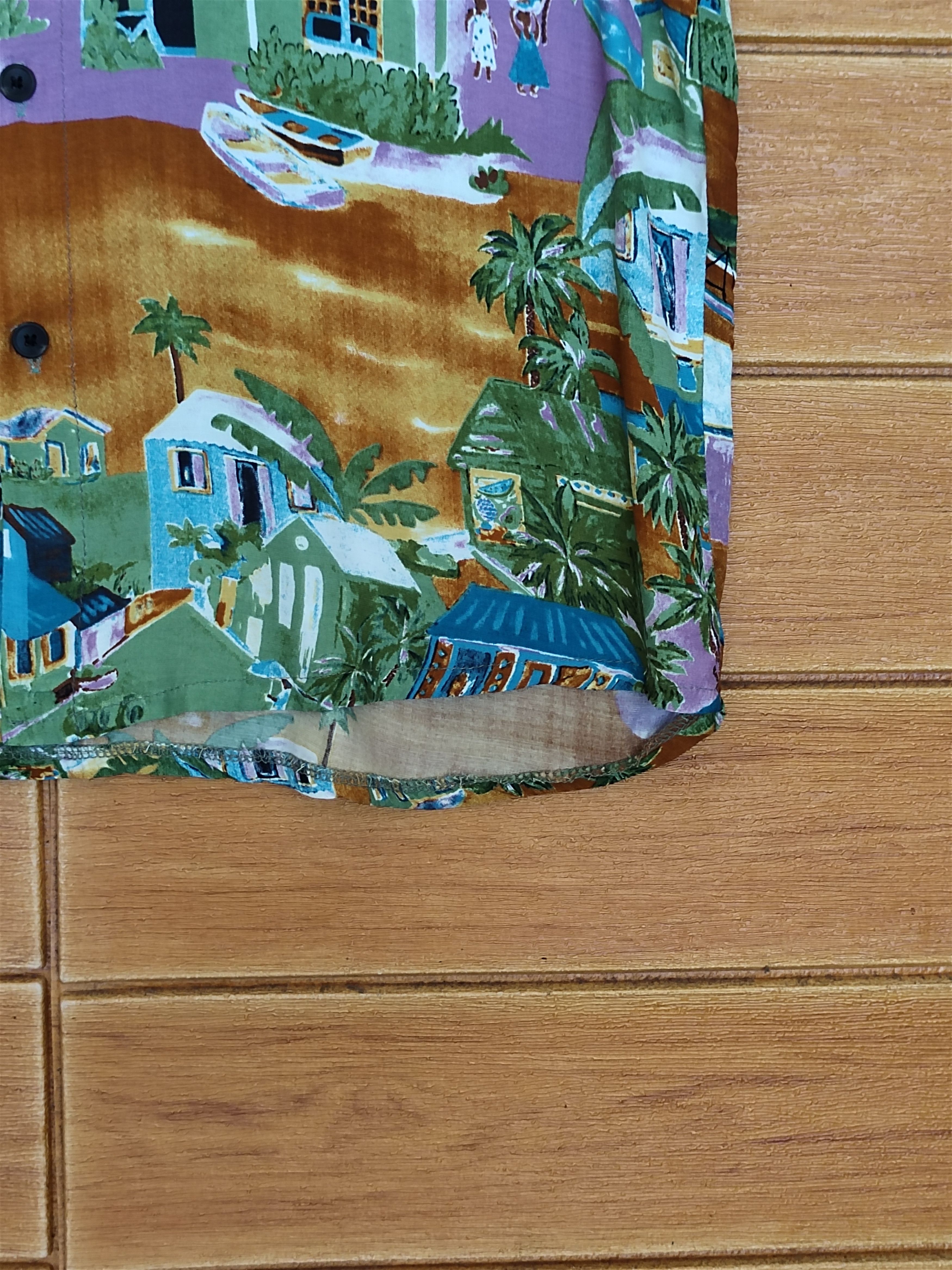 Japanese Brand Vtg Japanese Hawaiian Mega Phone Scenic View Rayon Shirt Size US L / EU 52-54 / 3 - 10 Thumbnail