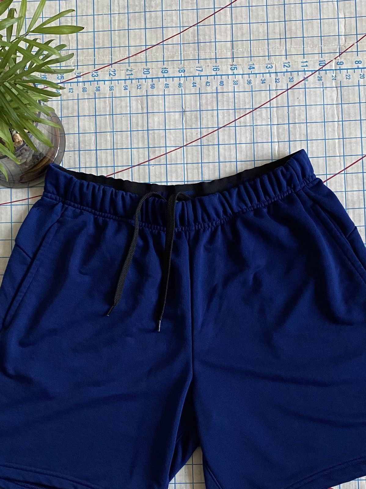 Nike Nike Navy Blue Sweat Shorts Size Large Size US 34 / EU 50 - 2 Thumbnail