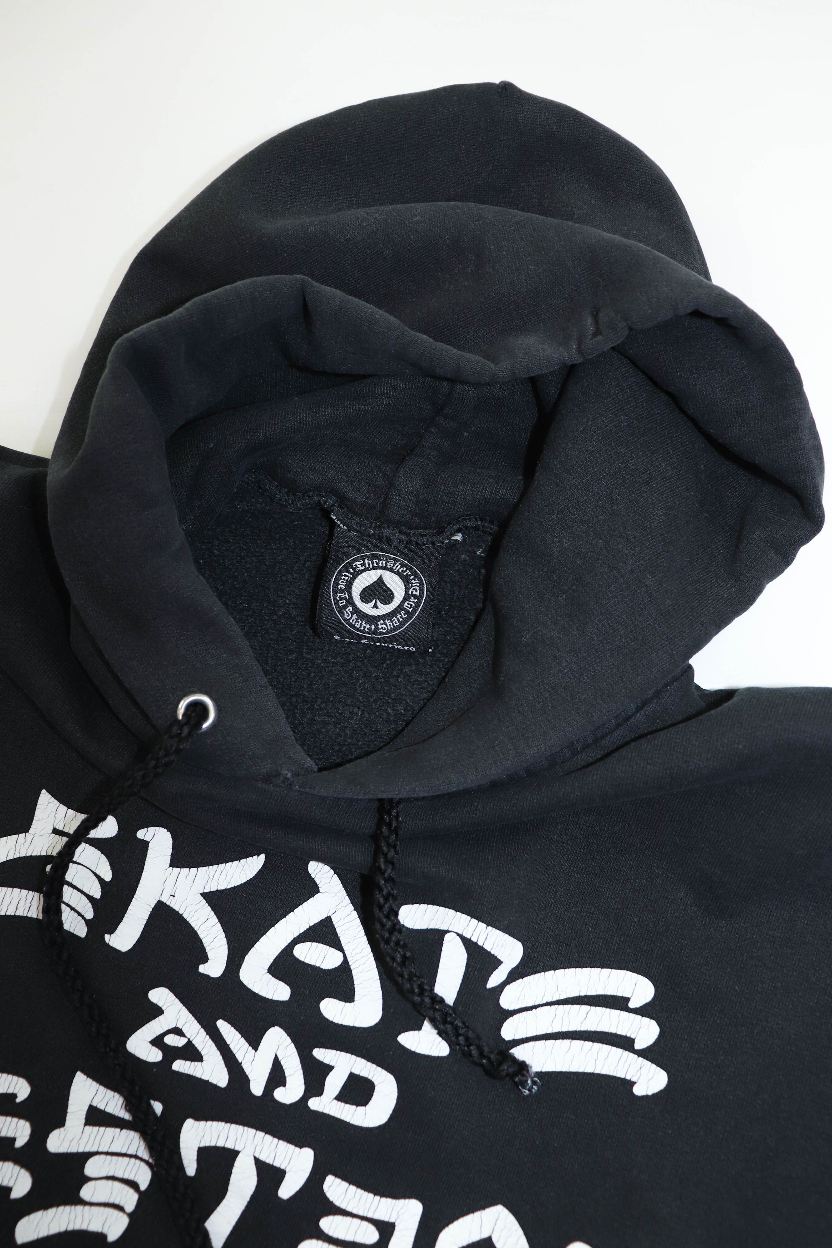Thrasher Thrasher Vintage Skate And Destroy Graphics Sun Faded Hoodie Size US M / EU 48-50 / 2 - 13 Thumbnail