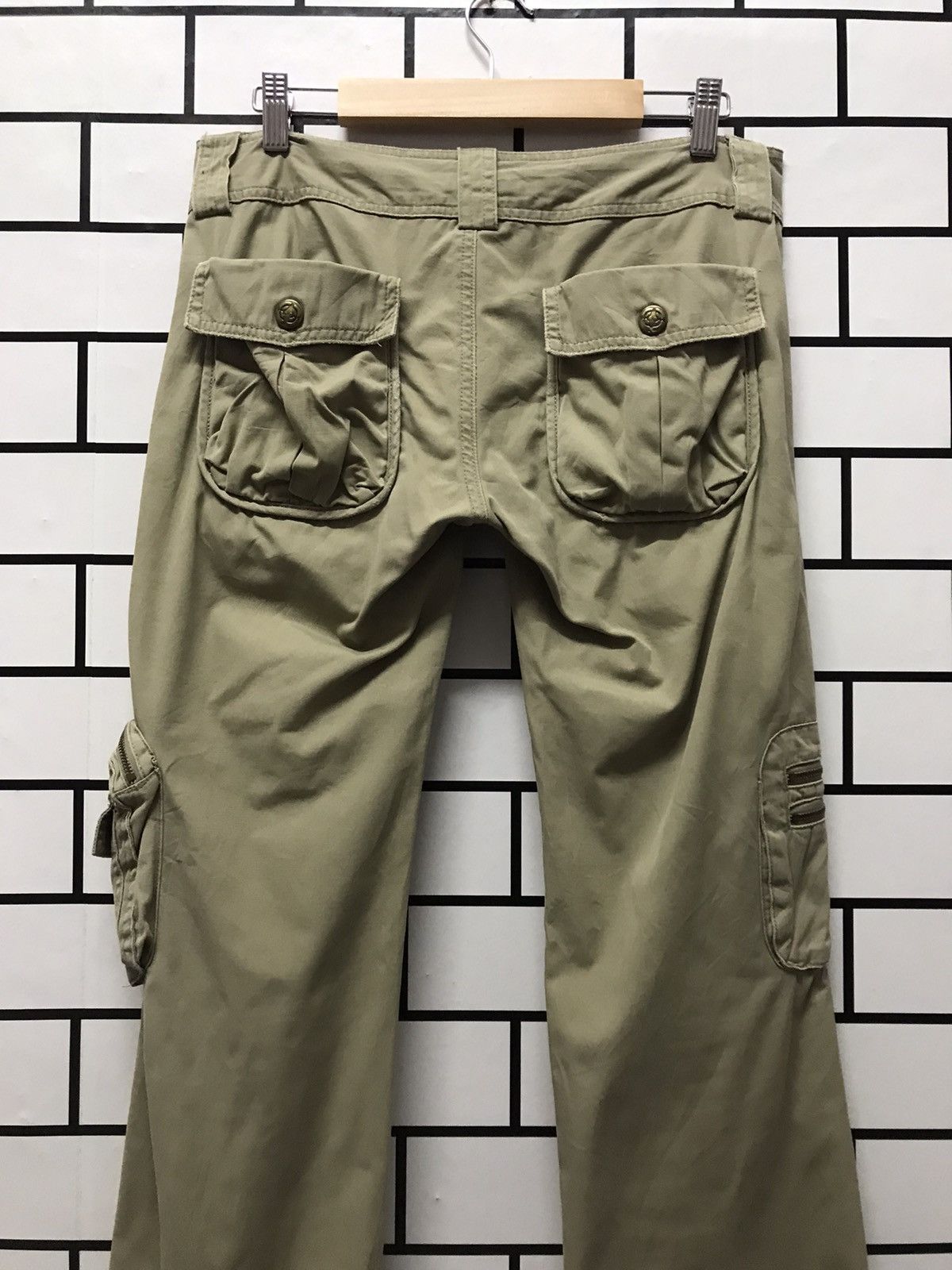 Japanese Brand Japan Brand Back Number Parachute Gas Mask Cargo Pants Size US 30 / EU 46 - 10 Thumbnail