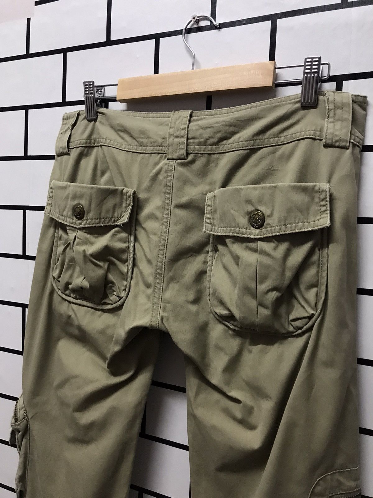 Japanese Brand Japan Brand Back Number Parachute Gas Mask Cargo Pants Size US 30 / EU 46 - 12 Thumbnail