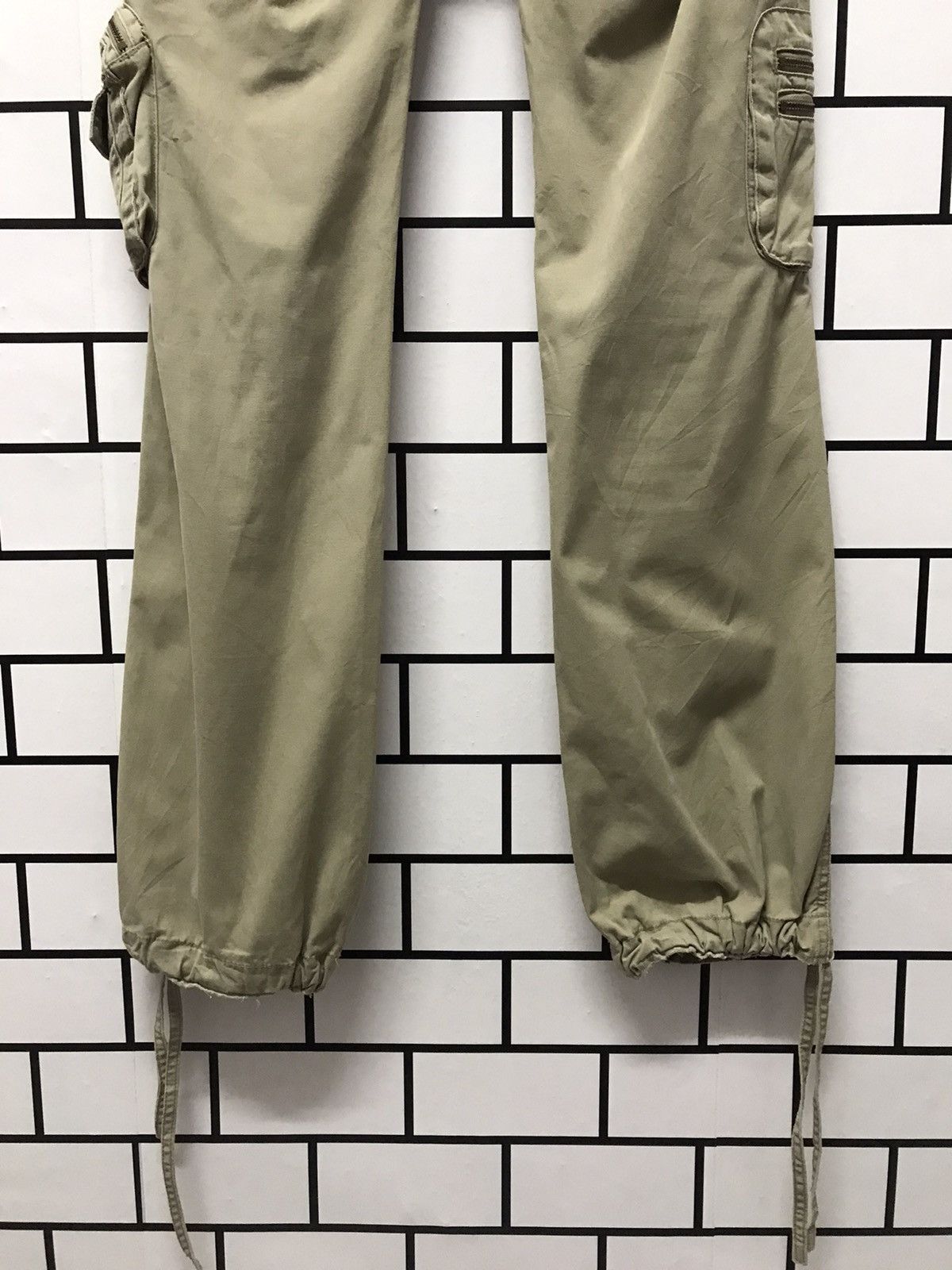 Japanese Brand Japan Brand Back Number Parachute Gas Mask Cargo Pants Size US 30 / EU 46 - 11 Thumbnail