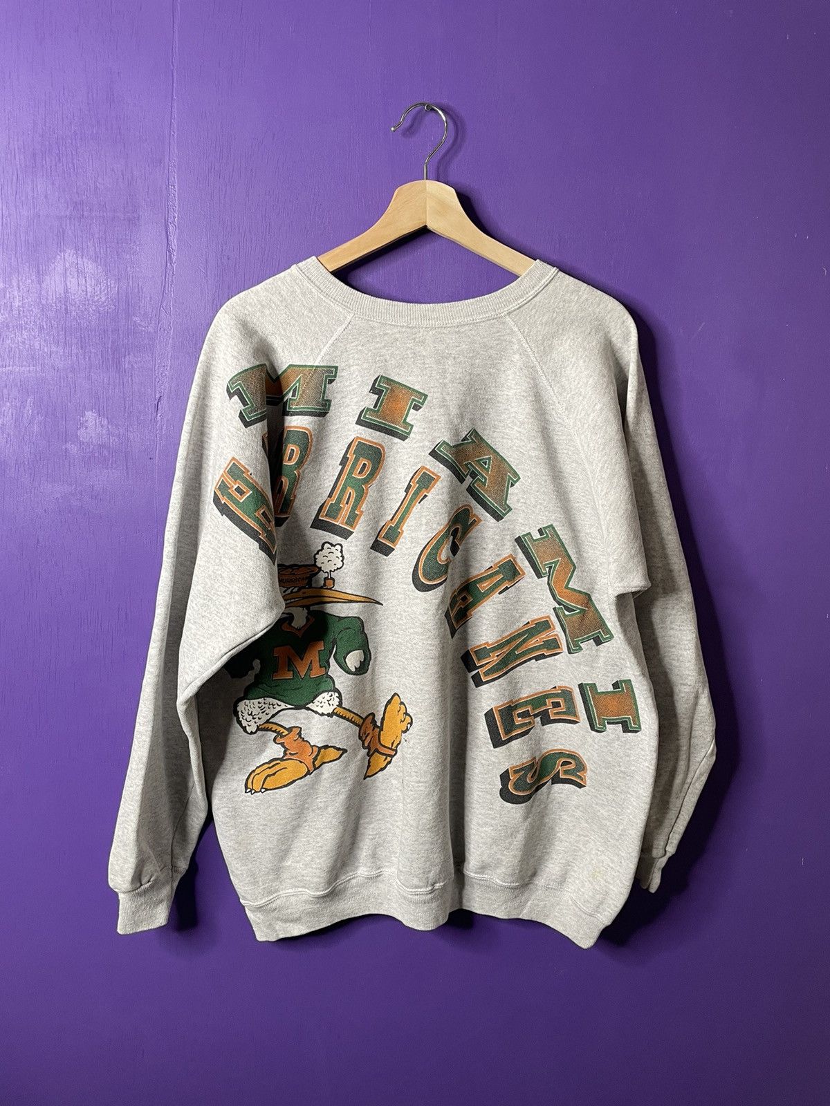 Vintage Vintage Miami Hurricanes big spell out sweatshirt Size US XL / EU 56 / 4 - 1 Thumbnail
