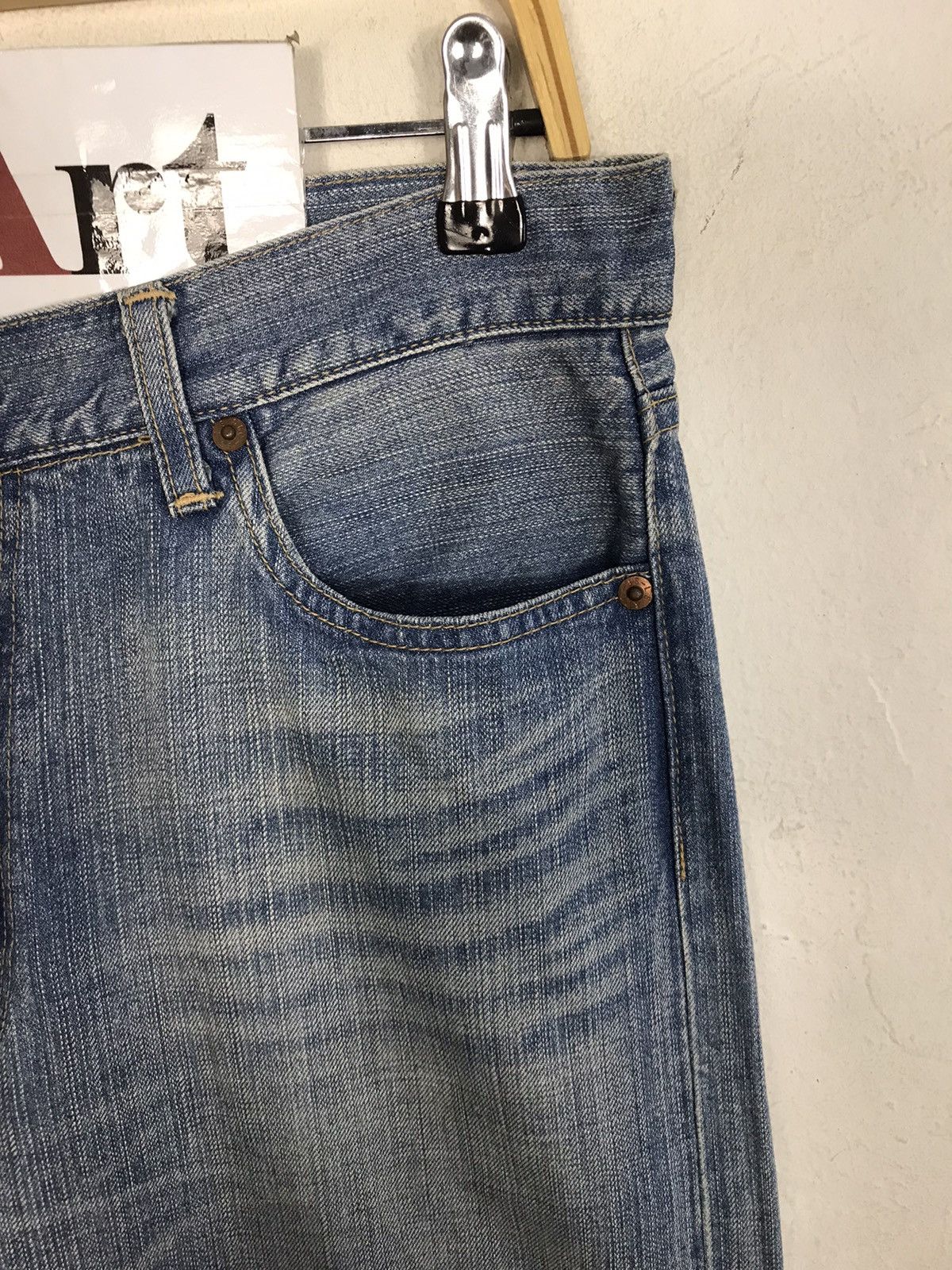Japanese Brand × Levi's Vintage Levi’s Red Loop 505 Light Wash Jeans Design Size US 31 - 5 Thumbnail