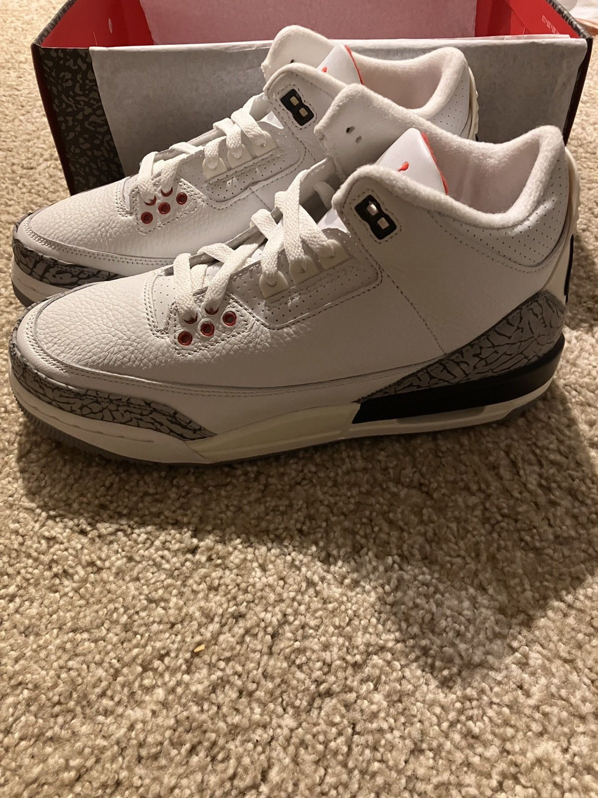 Jordan Brand Air Jordan 3 White Cement 7Y GS Size US 7 / EU 40 - 5 Thumbnail