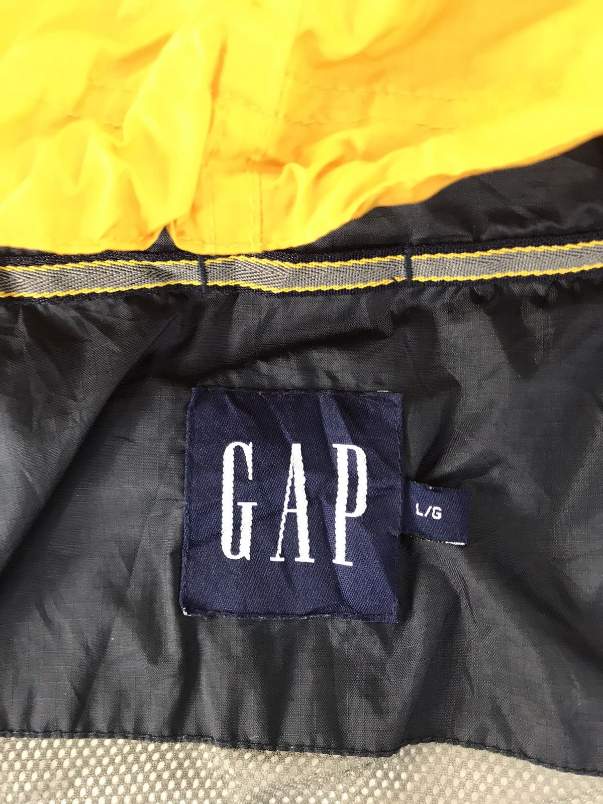 Gap Japanese Brand GAP Windbreaker Jacket Zipper Style Size US L / EU 52-54 / 3 - 4 Thumbnail