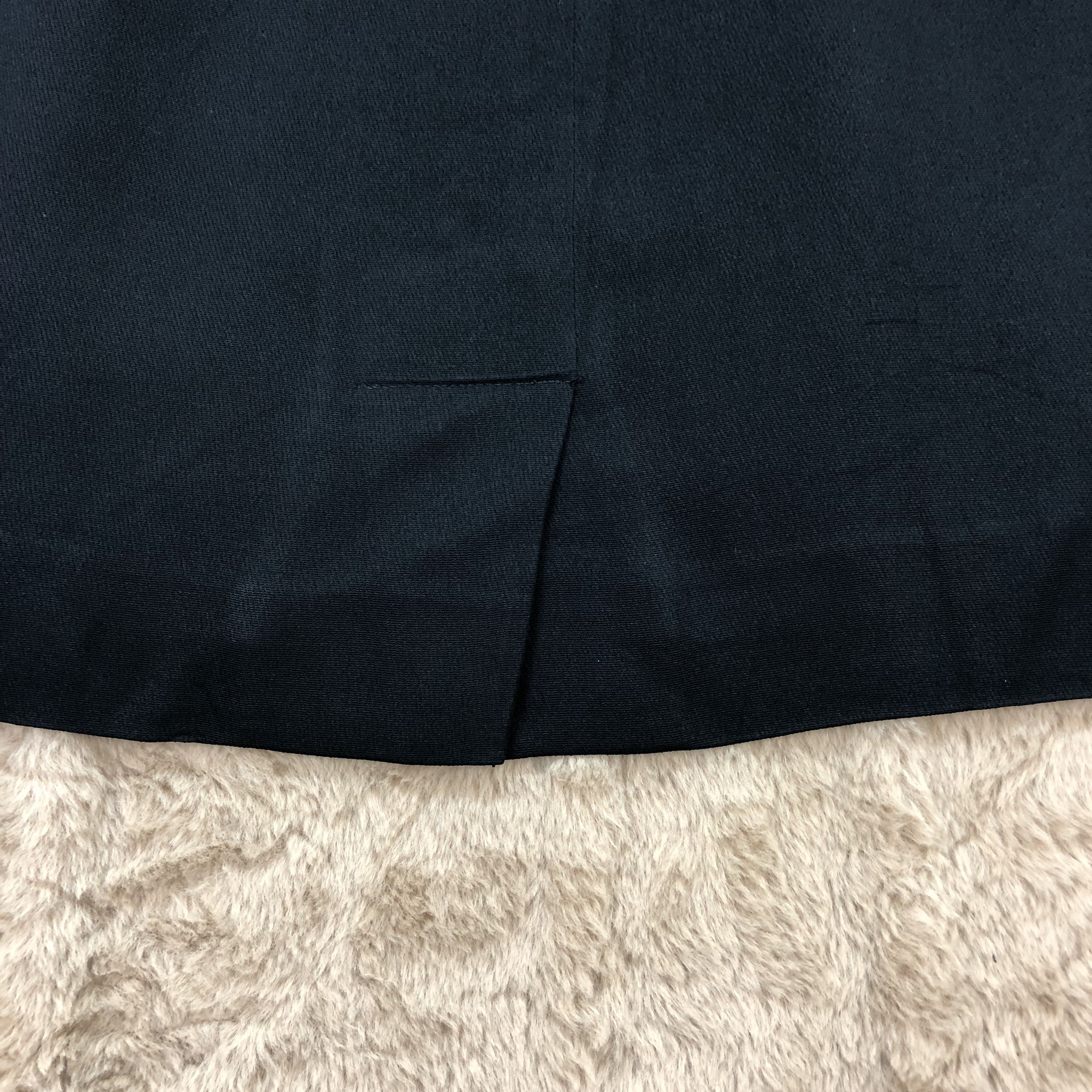 Givenchy ARCHIVES BOUTIQUES GIVENCHY MINI SKIRTS #5664-201 Size 31" - 5 Thumbnail