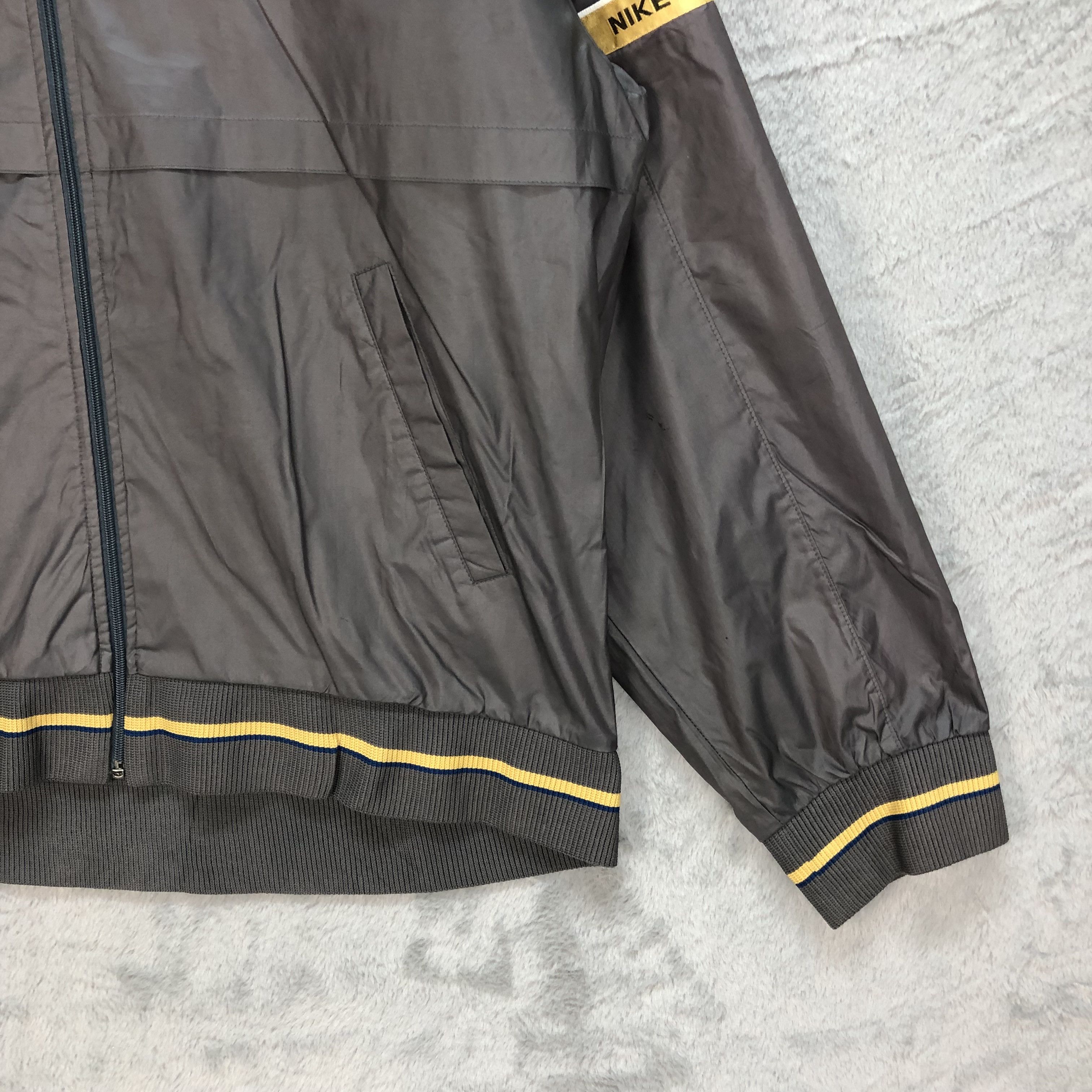 Nike VINTAGE 80s NIKE TURTLENECK WINDBREAKER JACKET #6179-52 Size US L / EU 52-54 / 3 - 6 Thumbnail