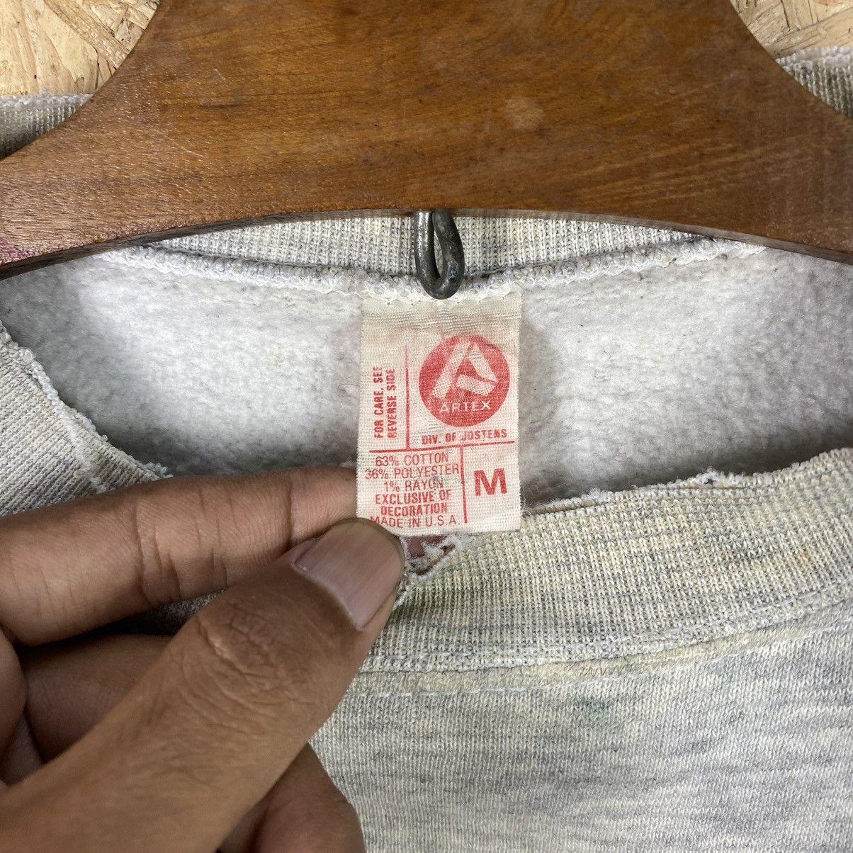 Budweiser × Vintage VINTAGE BUDWEISER DISTRESSED SWEATSHIRT Size US L / EU 52-54 / 3 - 6 Thumbnail