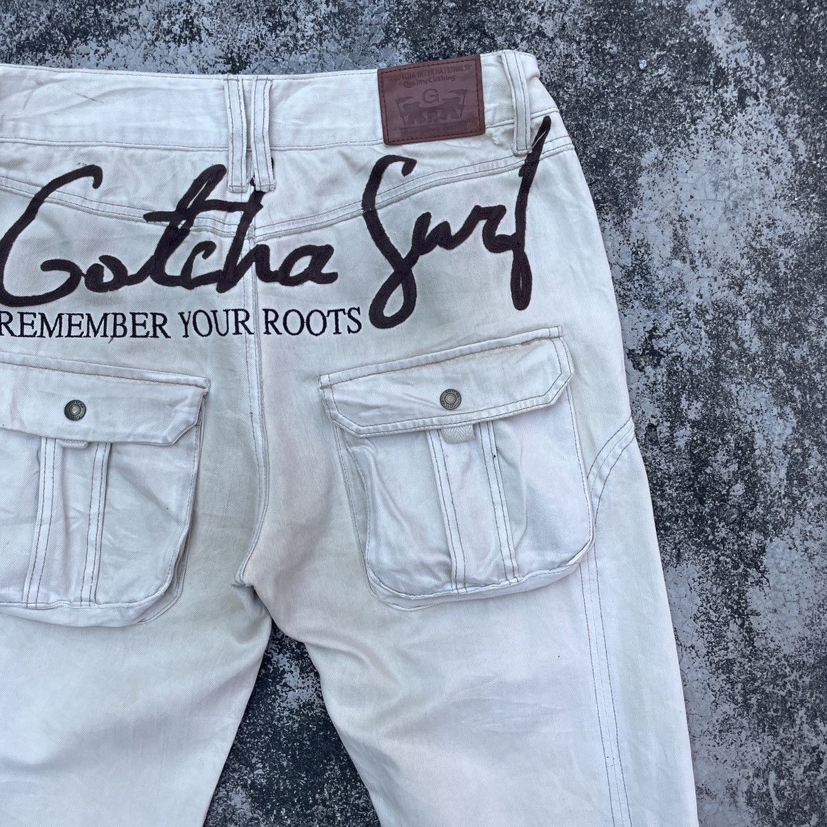 Gotcha Vintage Gotcha Surfwear Embroidery Logo Distressed Pants Size US 34 / EU 50 - 2 Thumbnail