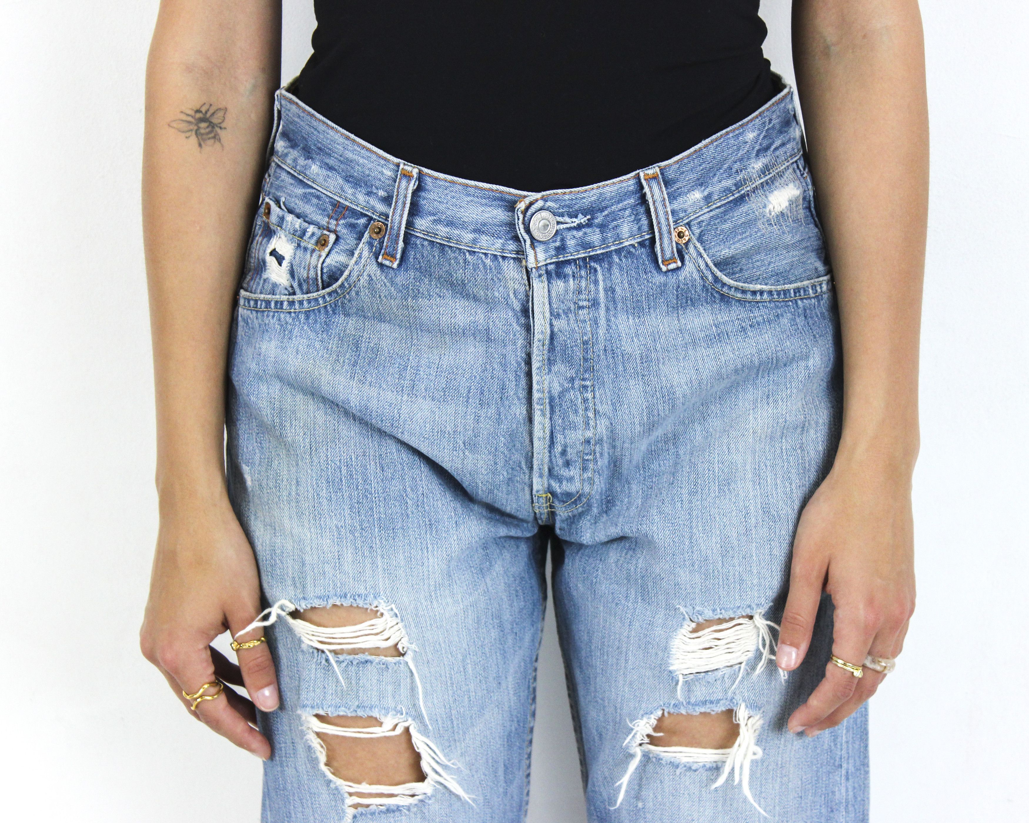 Levi's × Levi's Vintage Clothing × Vintage Women Jeans 501 Distressed Ripped Denim W30 L30 Trousers Size 30" / US 8 / IT 44 - 6 Thumbnail
