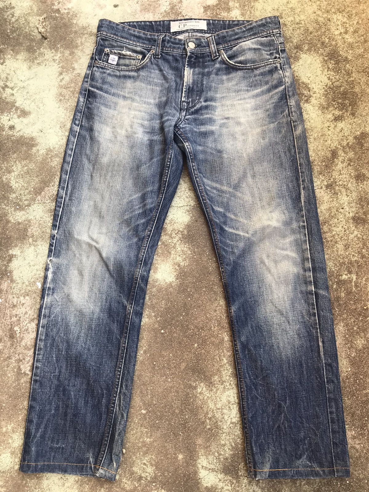 C.P. Company C.P. Company Distressed Size US 34 / EU 50 - 1 Thumbnail