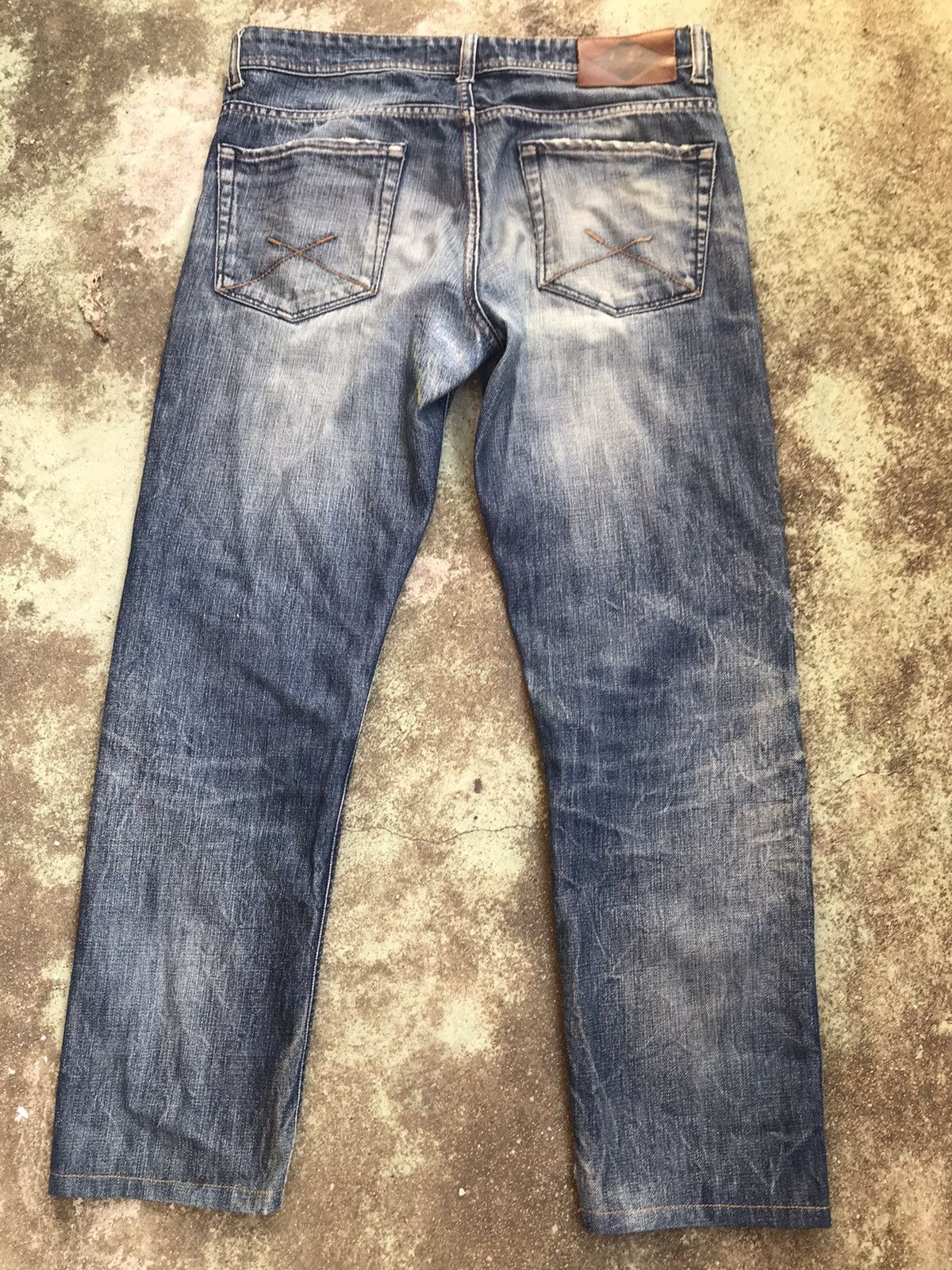 C.P. Company C.P. Company Distressed Size US 34 / EU 50 - 2 Thumbnail