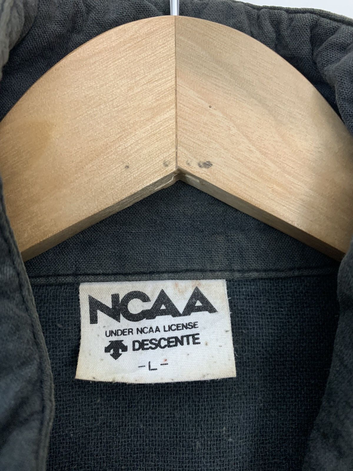 NCAA Vintage NCAA Jacket Size US L / EU 52-54 / 3 - 6 Thumbnail