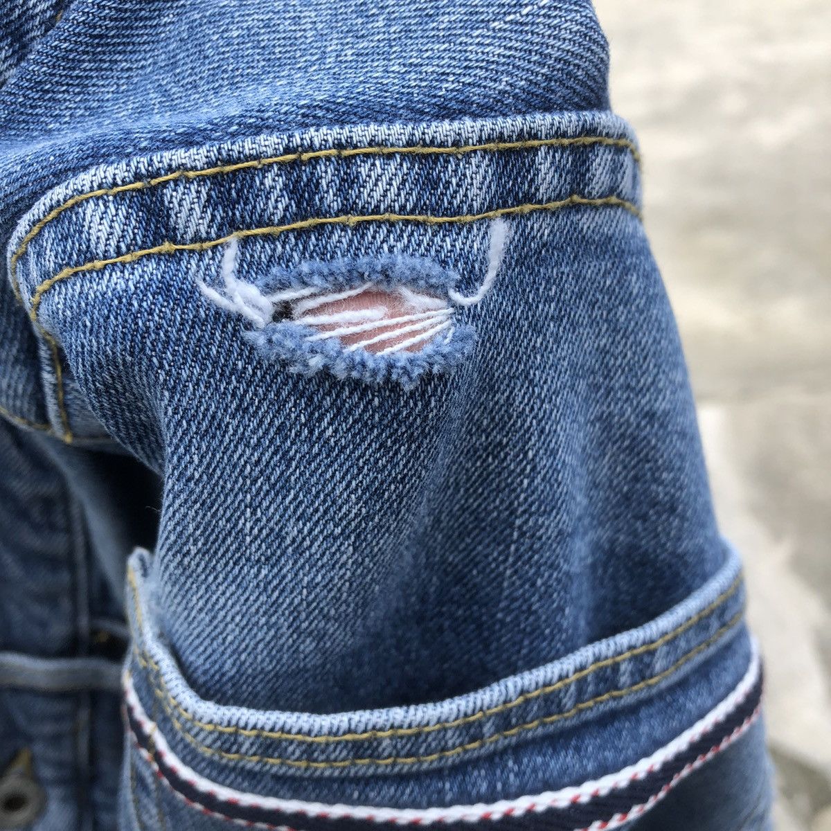Japanese Brand 🔥Thrash🔥Billvan Stoned Wash Rips Distress Dirty Denim Jeans Size US 32 / EU 48 - 9 Thumbnail