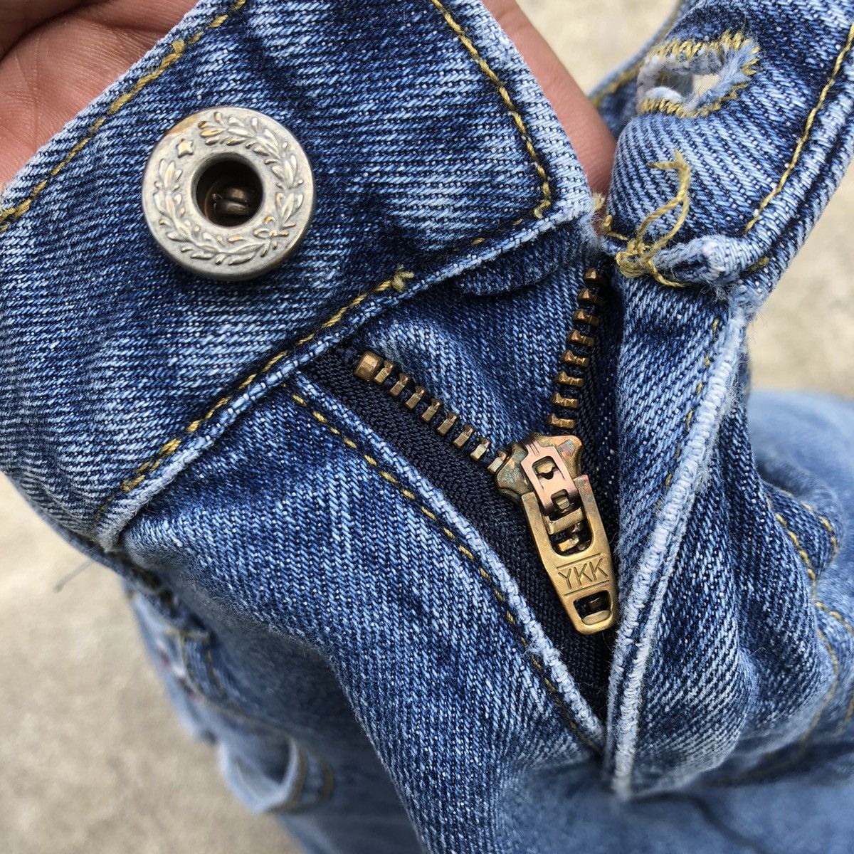 Japanese Brand 🔥Thrash🔥Billvan Stoned Wash Rips Distress Dirty Denim Jeans Size US 32 / EU 48 - 12 Thumbnail