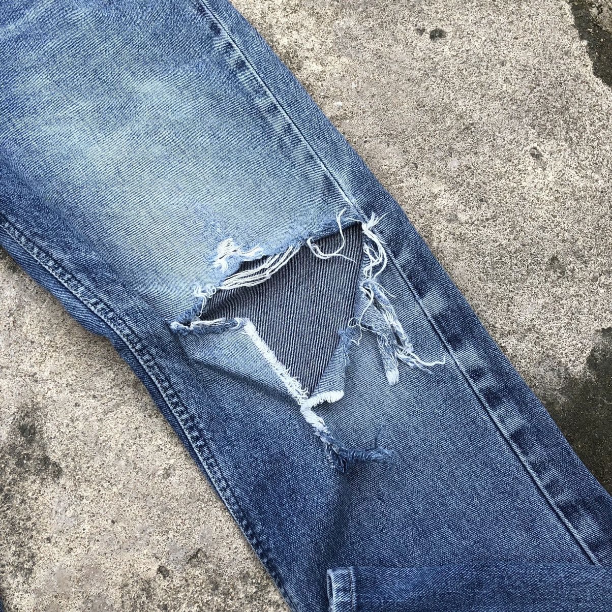 Lee × Vintage 🔥Rare🔥Vintage Lee Riders Stoned Wash Rips Distress Jeans Size US 31 - 8 Thumbnail