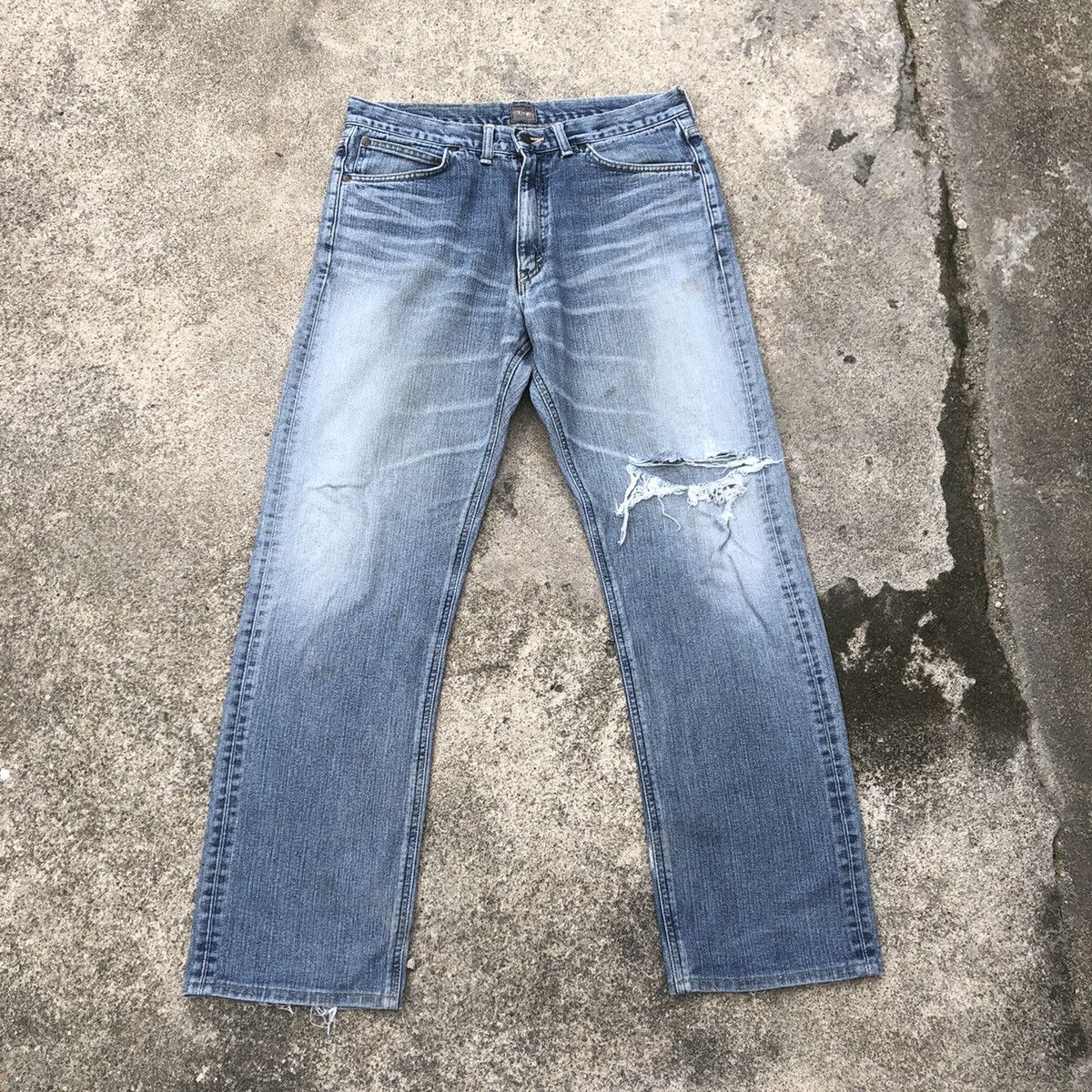image of Distressed Denim x Lee vintage 1993 Lee Riders Union Made Rips Distress Jeans in Blue Wash (Size 33