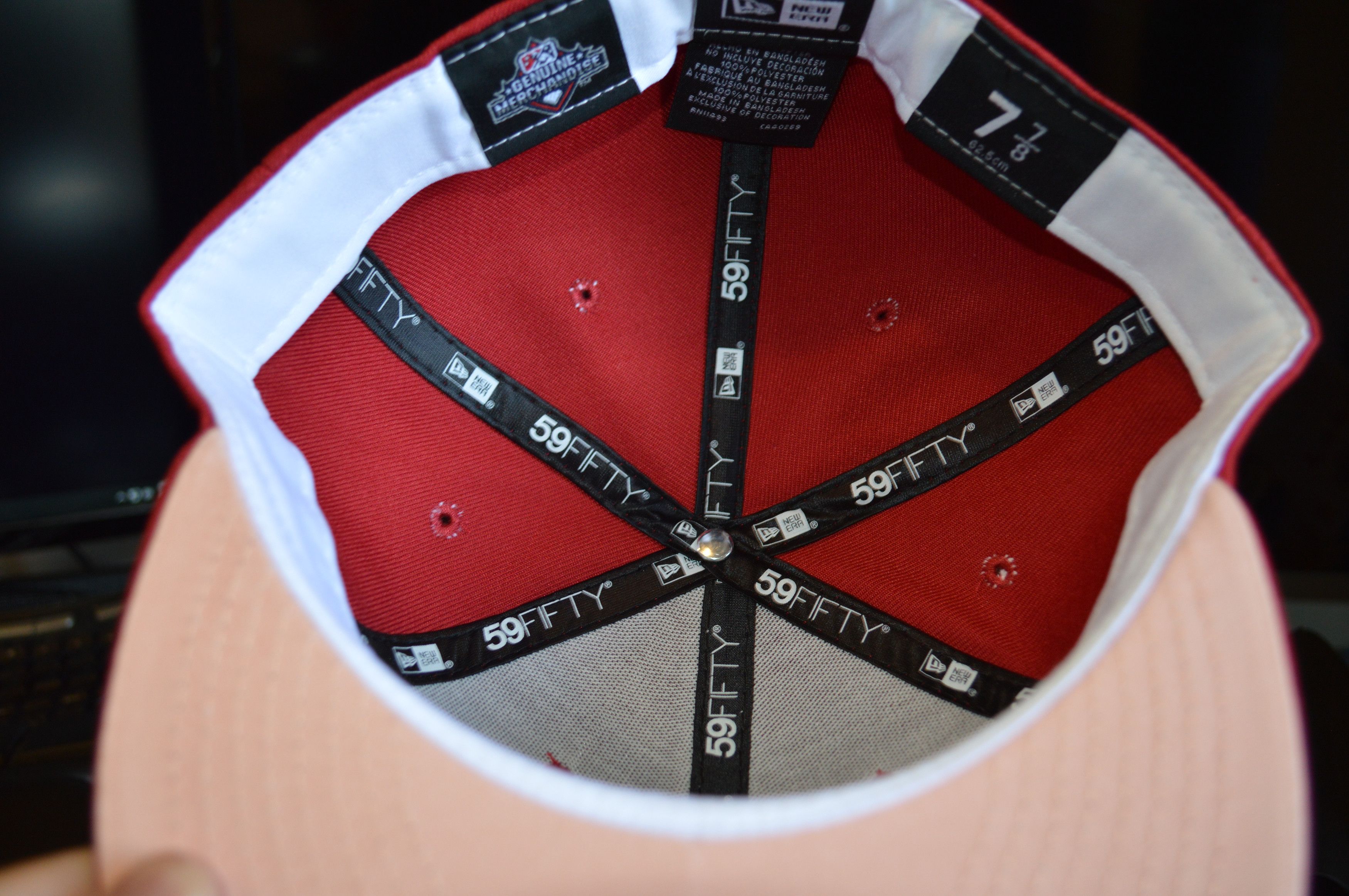 MLB × New Era MyFitteds Bisons 7 7/8 Breakfast Oatmeal Tudor Red Size ONE SIZE - 3 Thumbnail