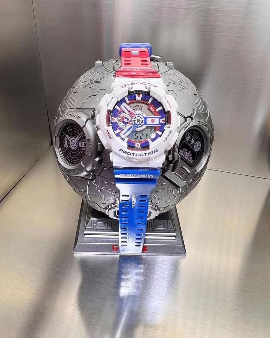 G Shock 🔥Special Edition🔥Gshock X Transformer Optimus Prime Grailed(02)