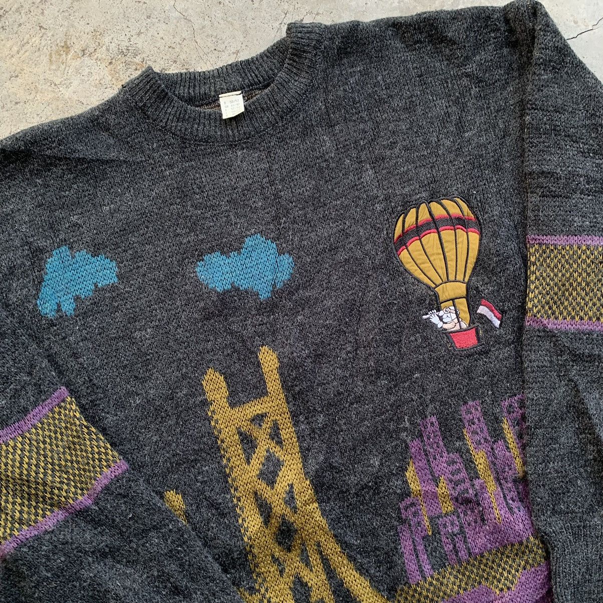 Japanese Brand Vintage japanese brand sweatshirt Size US M / EU 48-50 / 2 - 6 Thumbnail