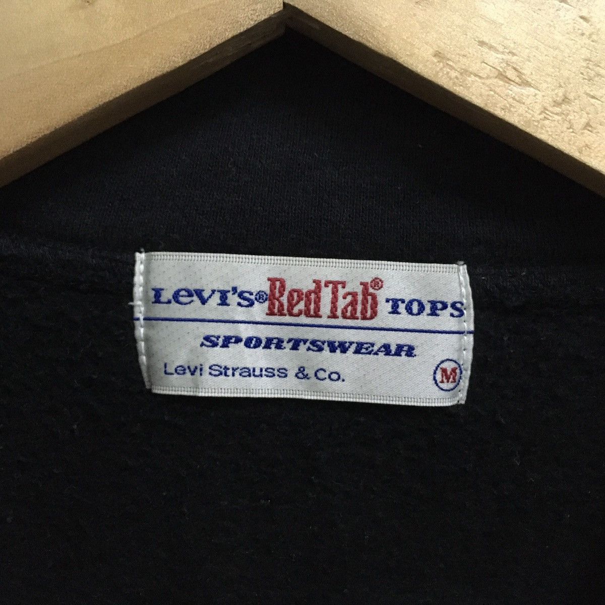 Levi's × Levi's Vintage Clothing × Vintage VINTAGE LEVIS STRAUSS SMALL LOGO ZIPPER SWEATER Size US S / EU 44-46 / 1 - 4 Thumbnail