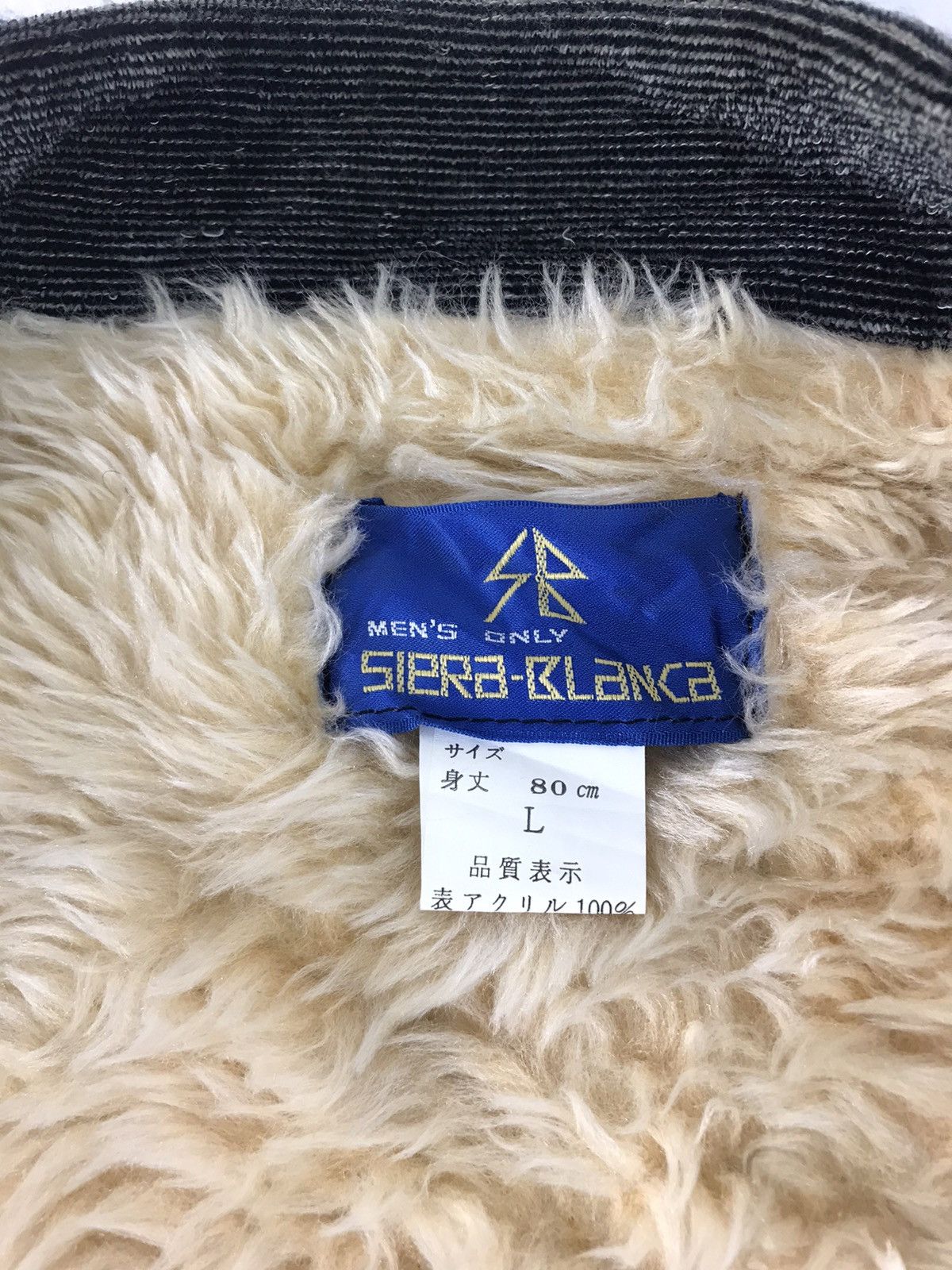 Japanese Brand × Vintage Siera Blanca Padded Fluffy Sleeveless Vest Design Designer Size US M / EU 48-50 / 2 - 5 Thumbnail