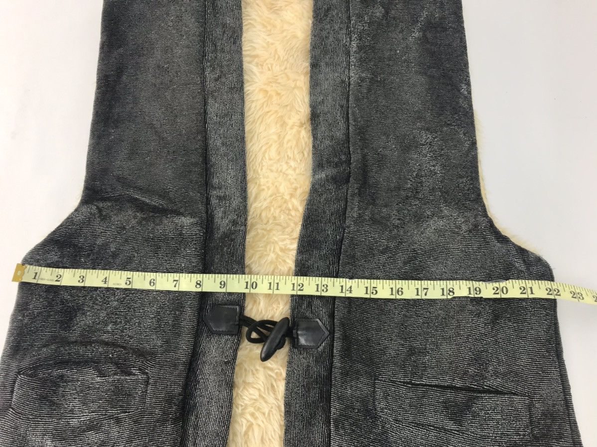 Japanese Brand × Vintage Siera Blanca Padded Fluffy Sleeveless Vest Design Designer Size US M / EU 48-50 / 2 - 7 Thumbnail