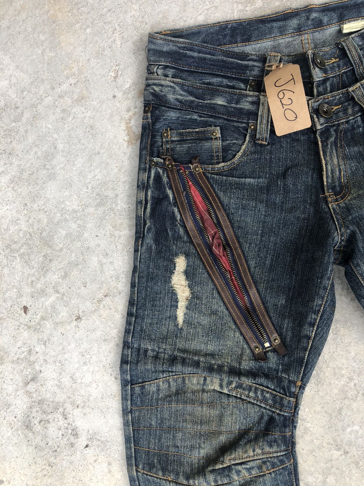 Japanese Brand Japanese Rosa Double Waist Distressed Jeans Size US 31 - 4 Thumbnail