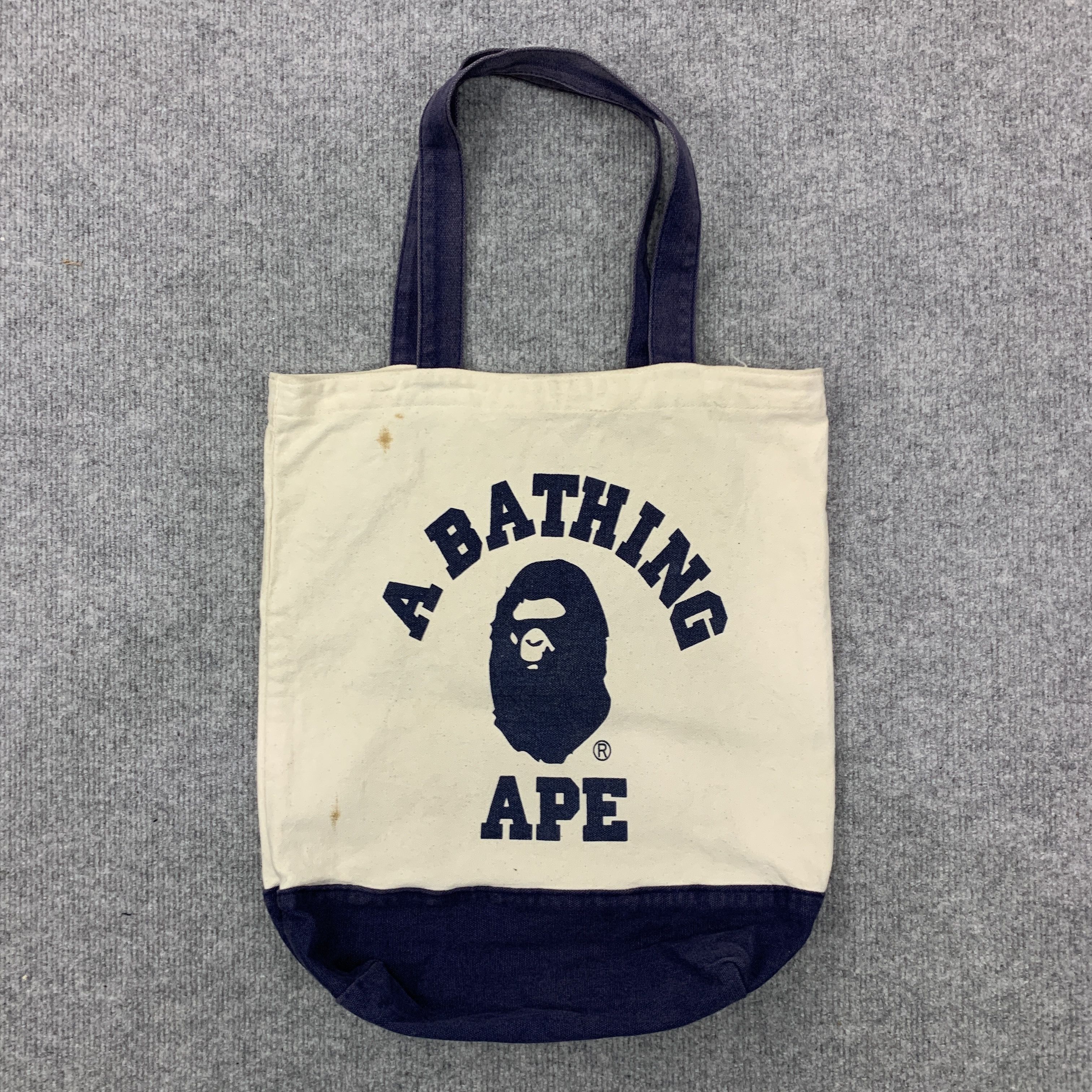 Bape Vintage A Bathing Ape Shoulder Bag / Tote Bag - T22 Size ONE SIZE - 2 Thumbnail