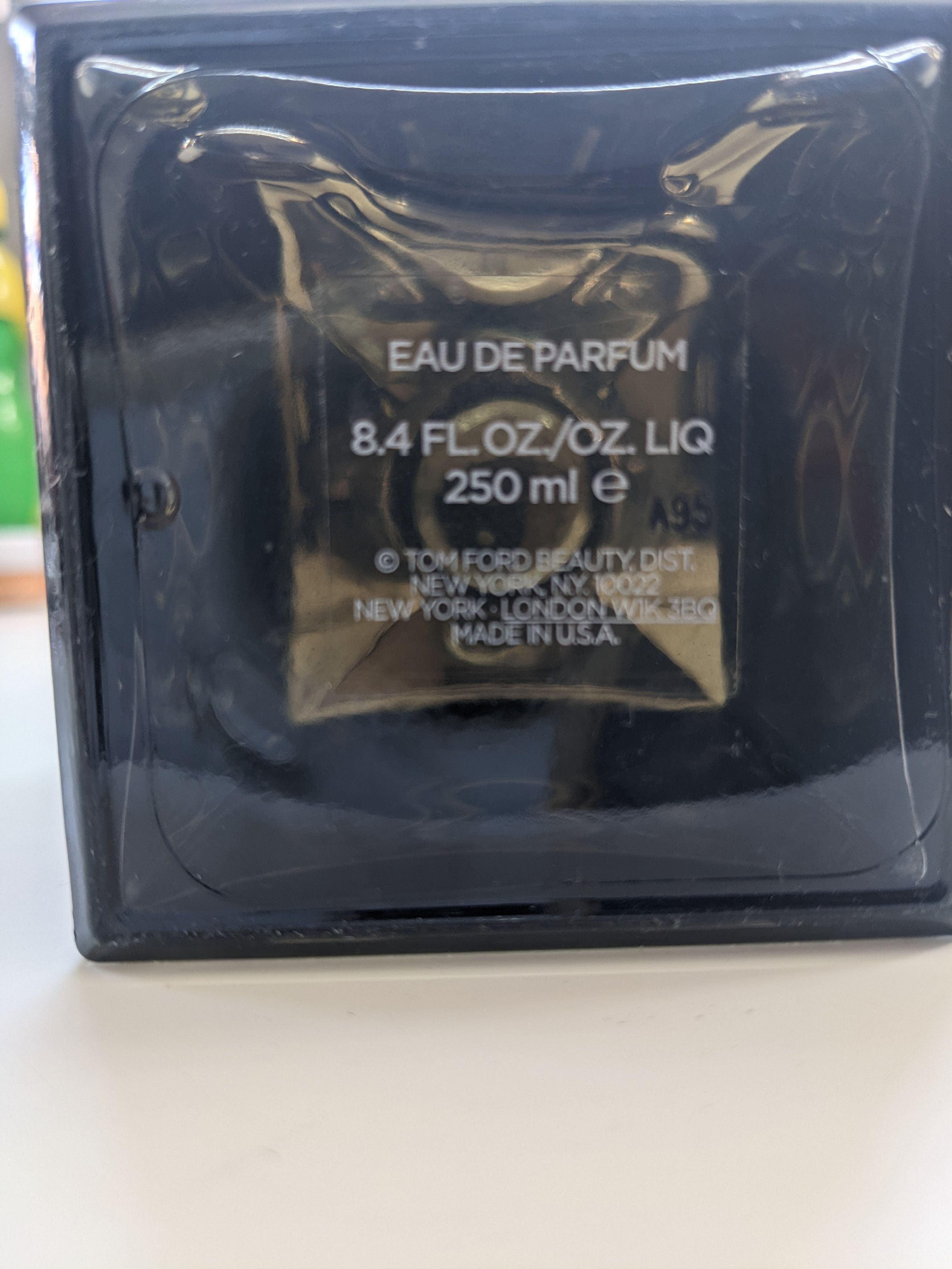 Oud Wood Eau De Parfum 250ml