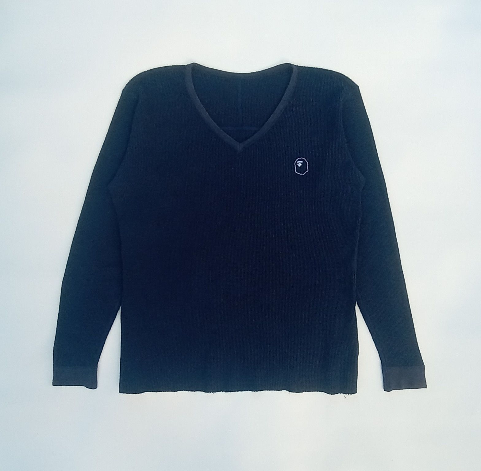 Bape 2007 Longsleeve bape V neck A bathing ape small head logo Size US L / EU 52-54 / 3 - 1 Thumbnail