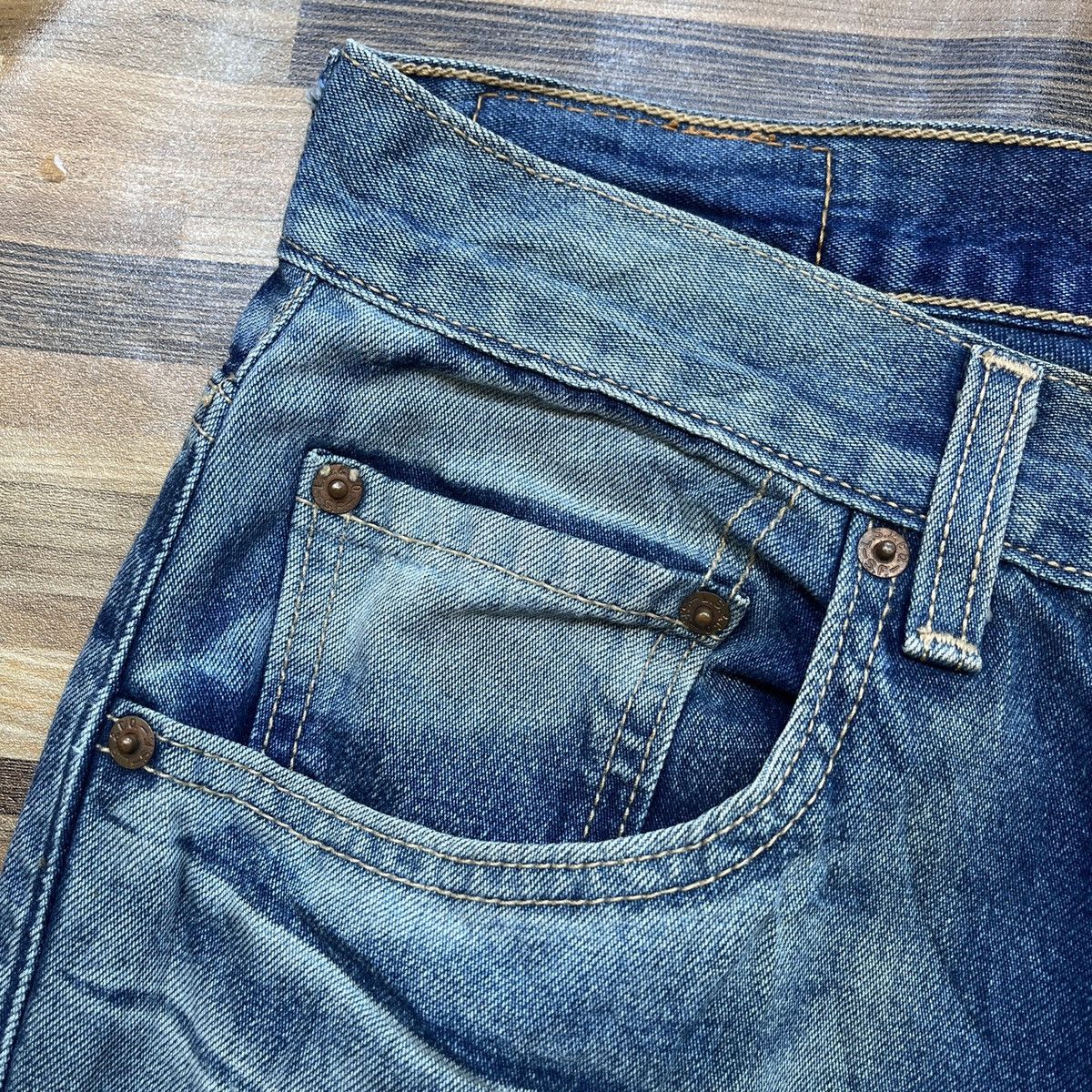 Levi's Vintage Clothing Vintage Levi's 569 Loose Straight Baggy Faded Size US 29 - 8 Thumbnail