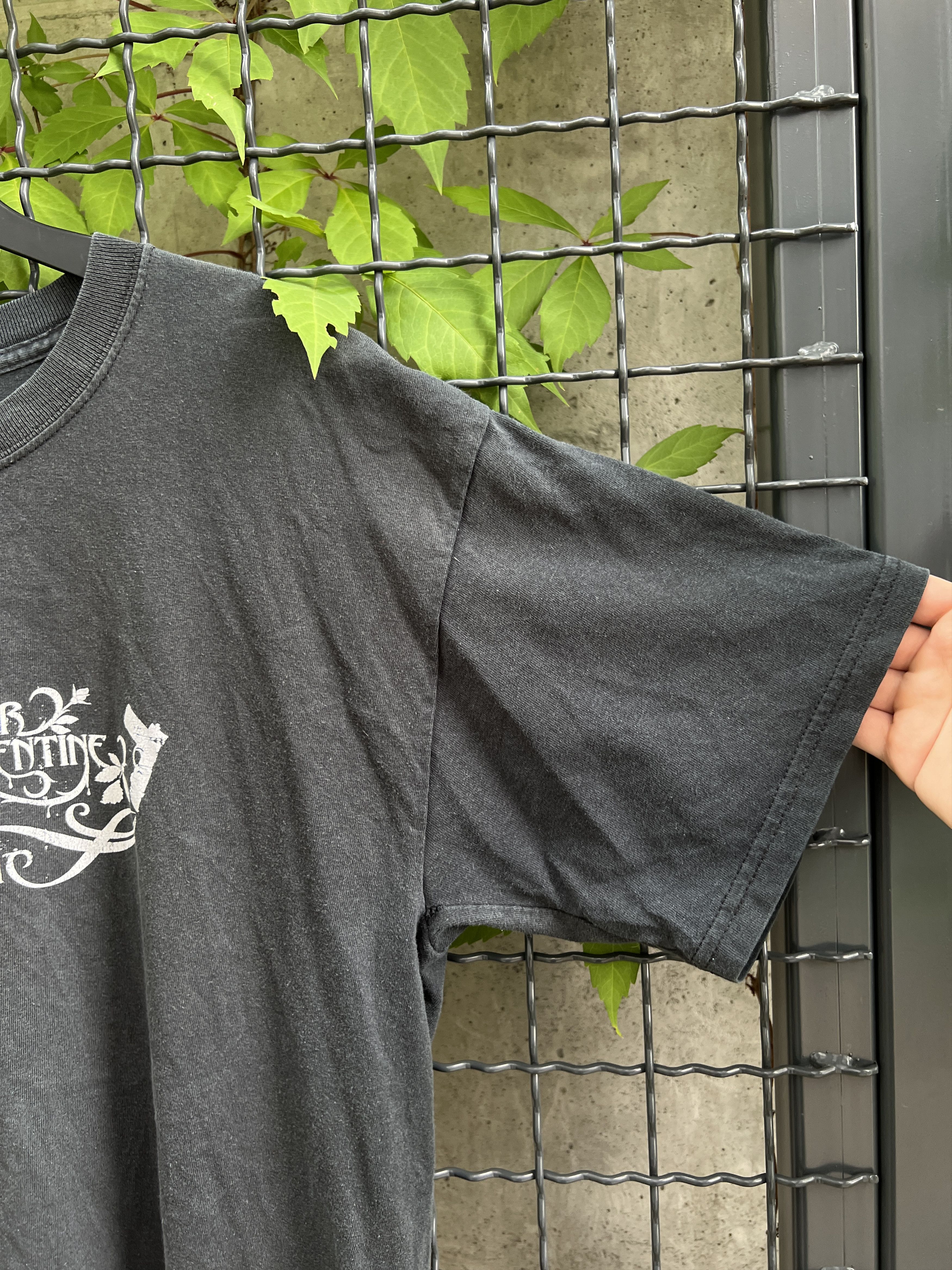 Band Tees × Vintage Vintage 2000s Bullet For My Valentine The Poison T-shirt Size US L / EU 52-54 / 3 - 6 Thumbnail