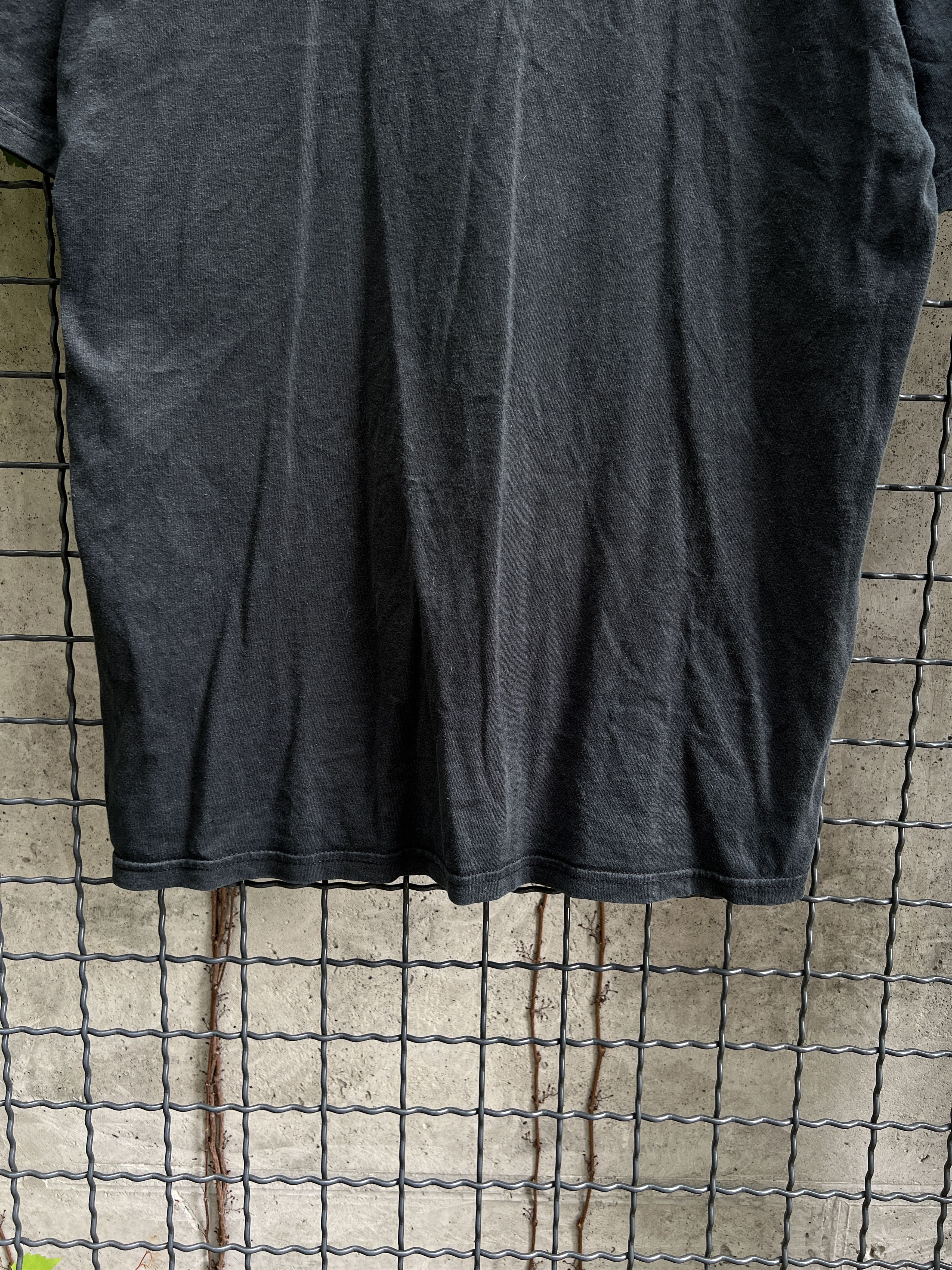 Band Tees × Vintage Vintage 2000s Bullet For My Valentine The Poison T-shirt Size US L / EU 52-54 / 3 - 13 Thumbnail