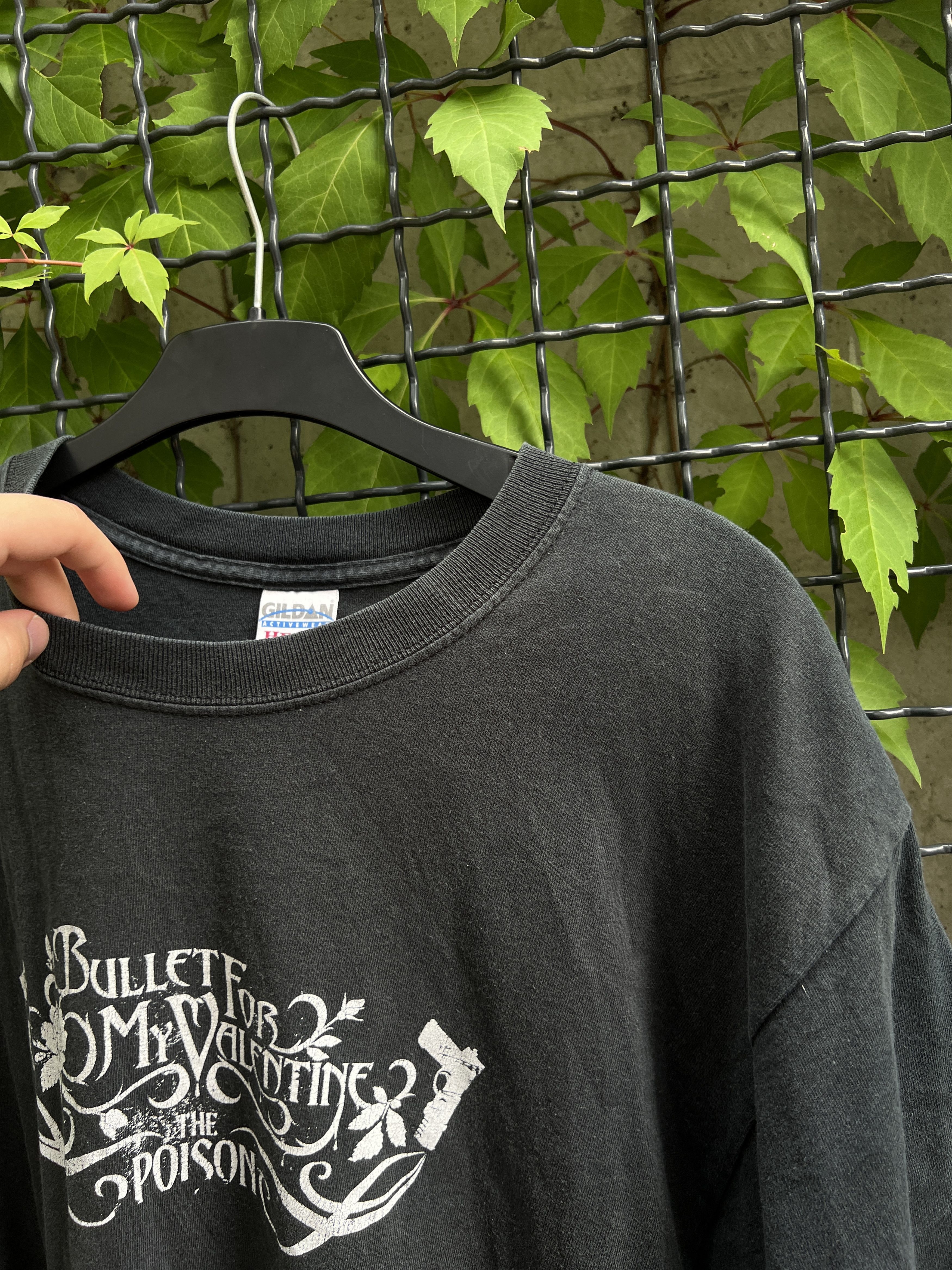 Band Tees × Vintage Vintage 2000s Bullet For My Valentine The Poison T-shirt Size US L / EU 52-54 / 3 - 11 Thumbnail